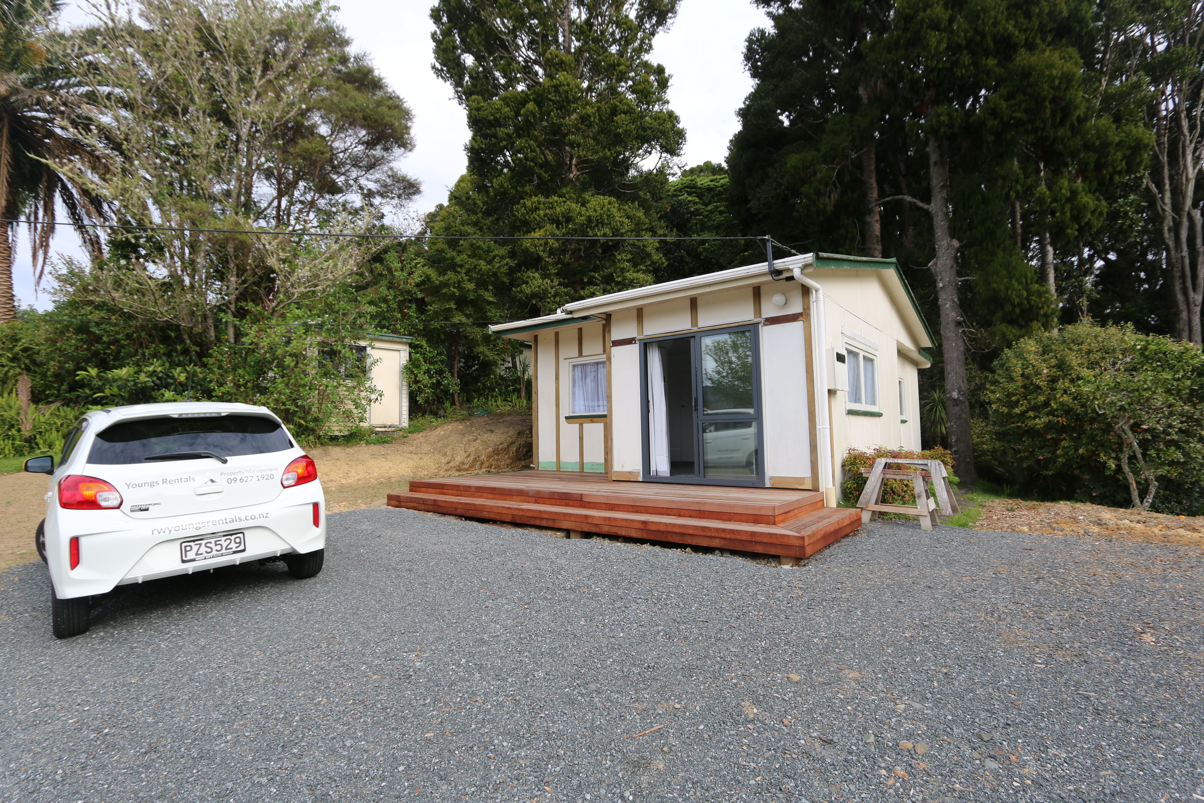 51 Minnehaha Avenue, Titirangi, Waitakere City