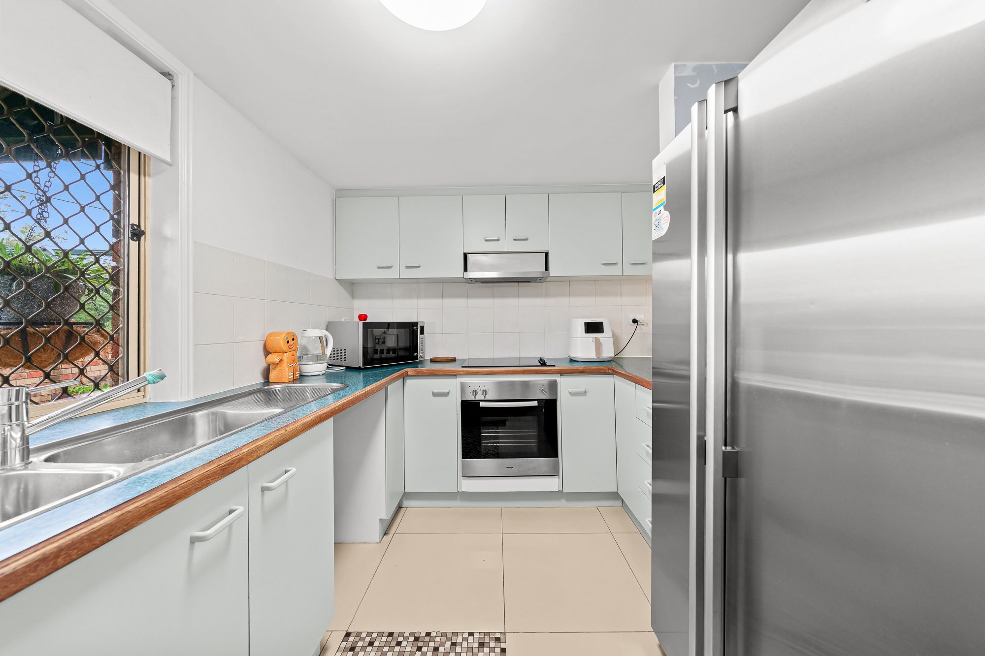 14/41 Bleasby Road — photo 5 of 17