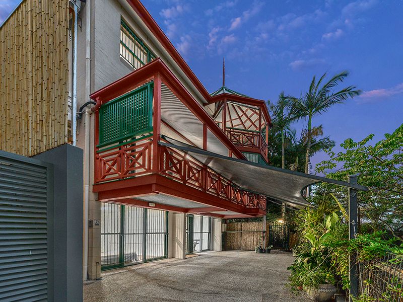 17A Royal Avenue, Spring Hill, QLD 4000