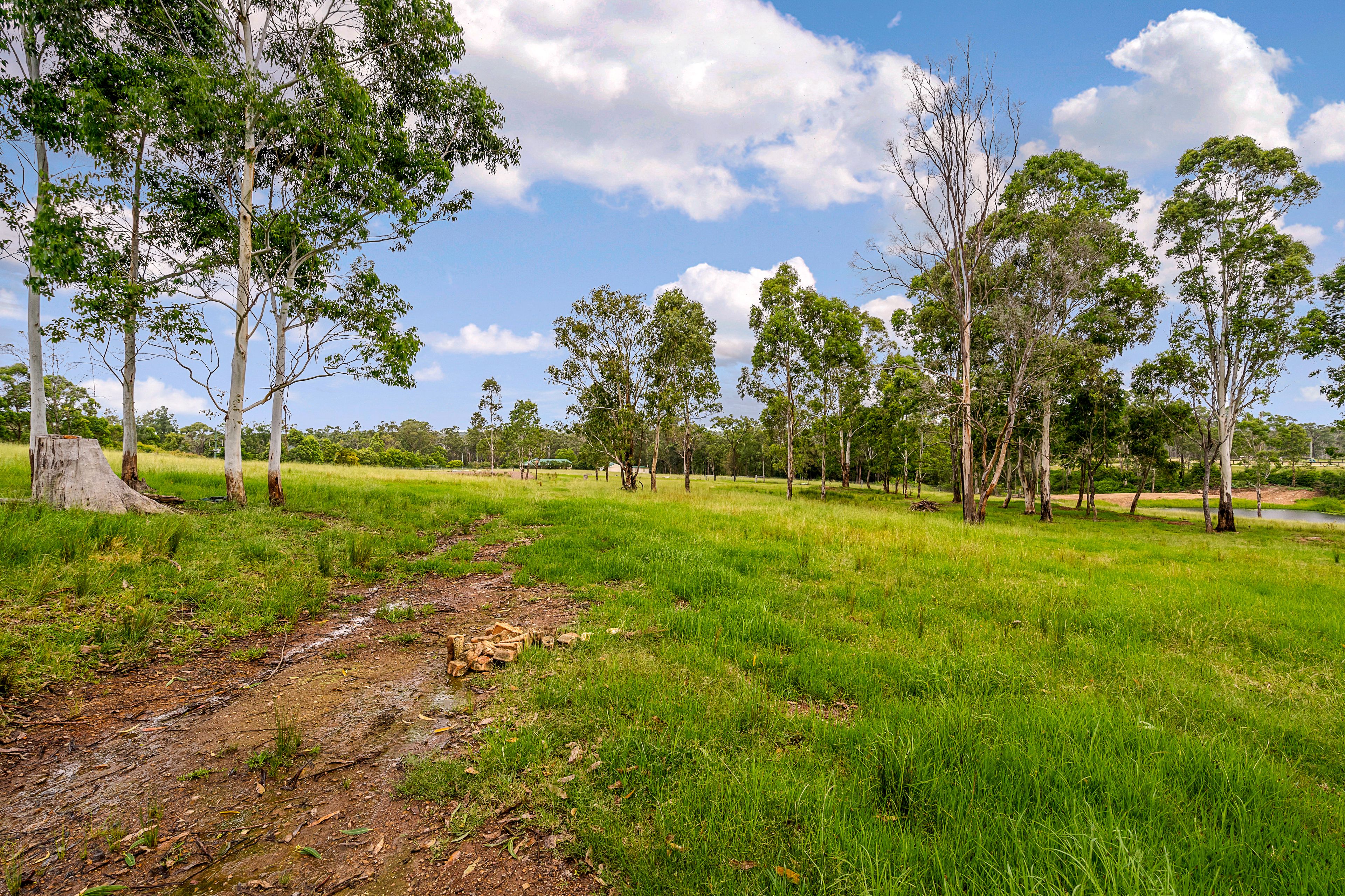 656 East Kurrajong Road, East Kurrajong, NSW 2758 Sold Acreage/Semi