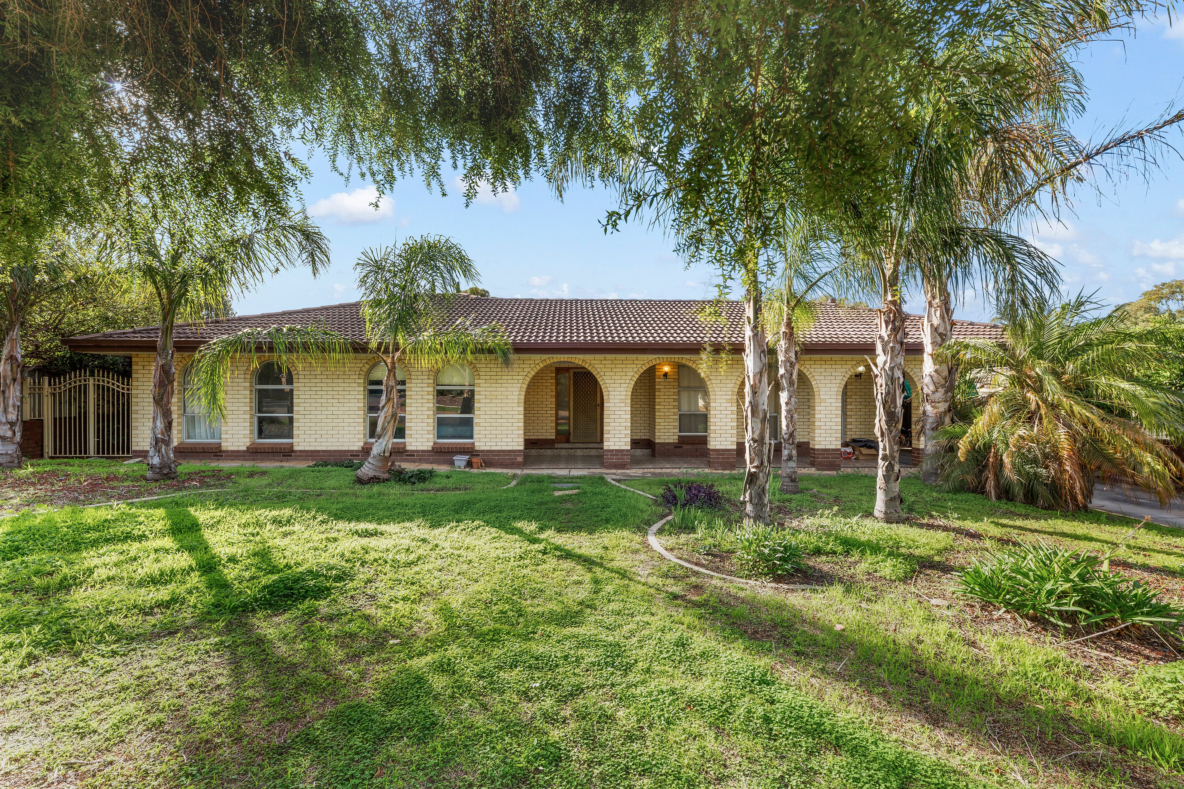 1 Fae Court, Paradise, SA 5075