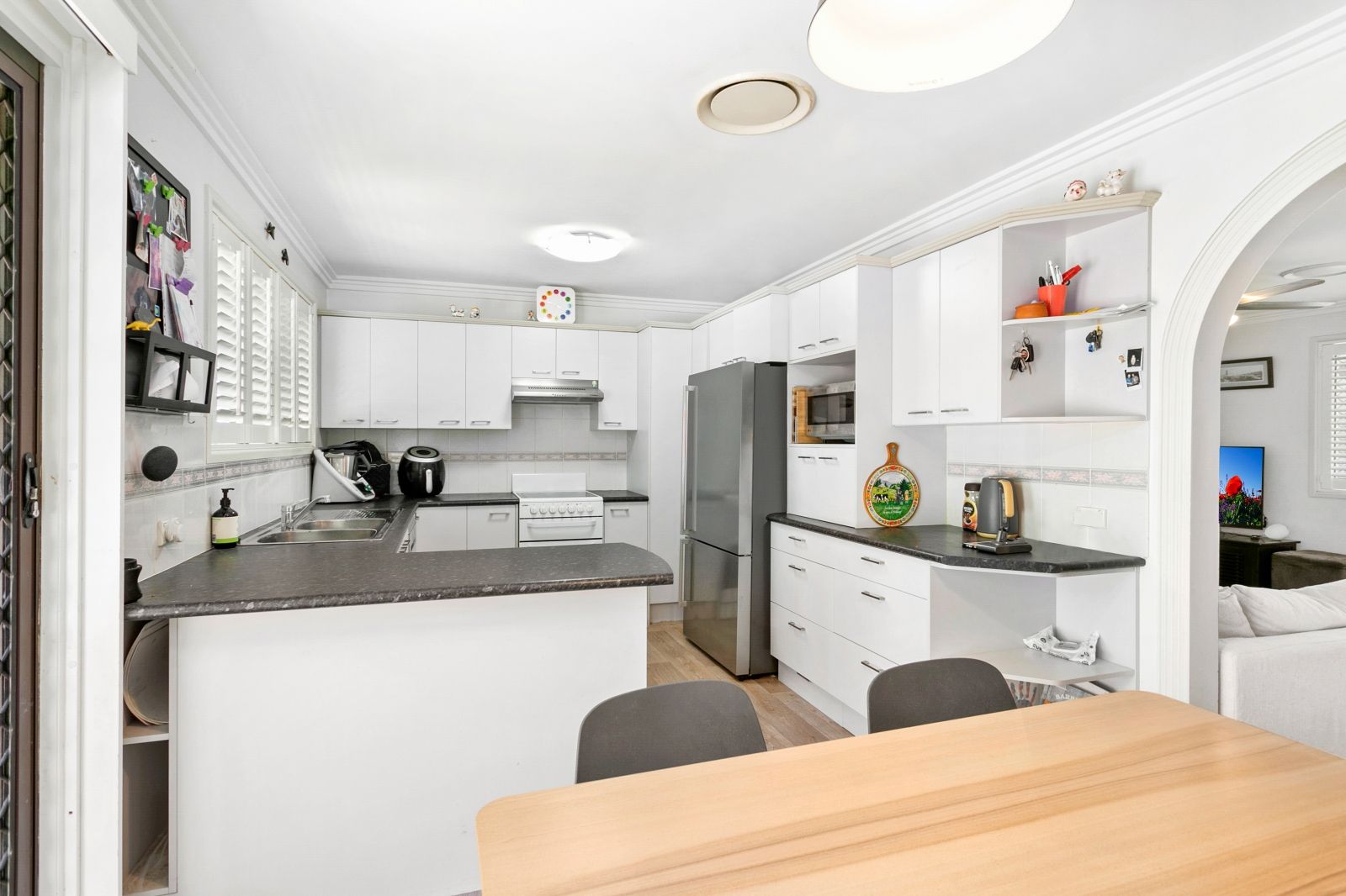 11 Lauderdale Court, Kippa-Ring, QLD 4021