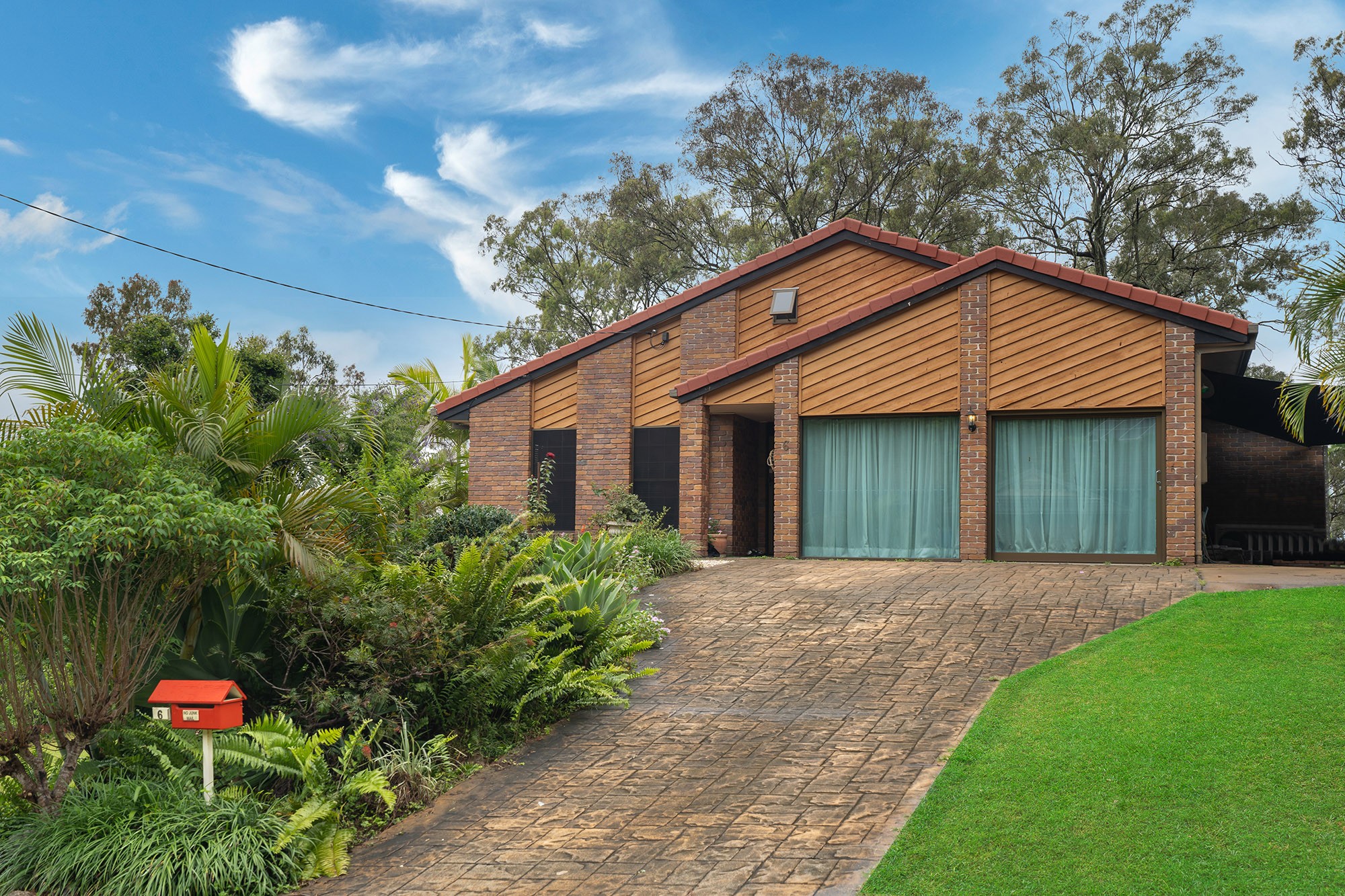 6 Lyn Court, Mount Warren Park, QLD 4207