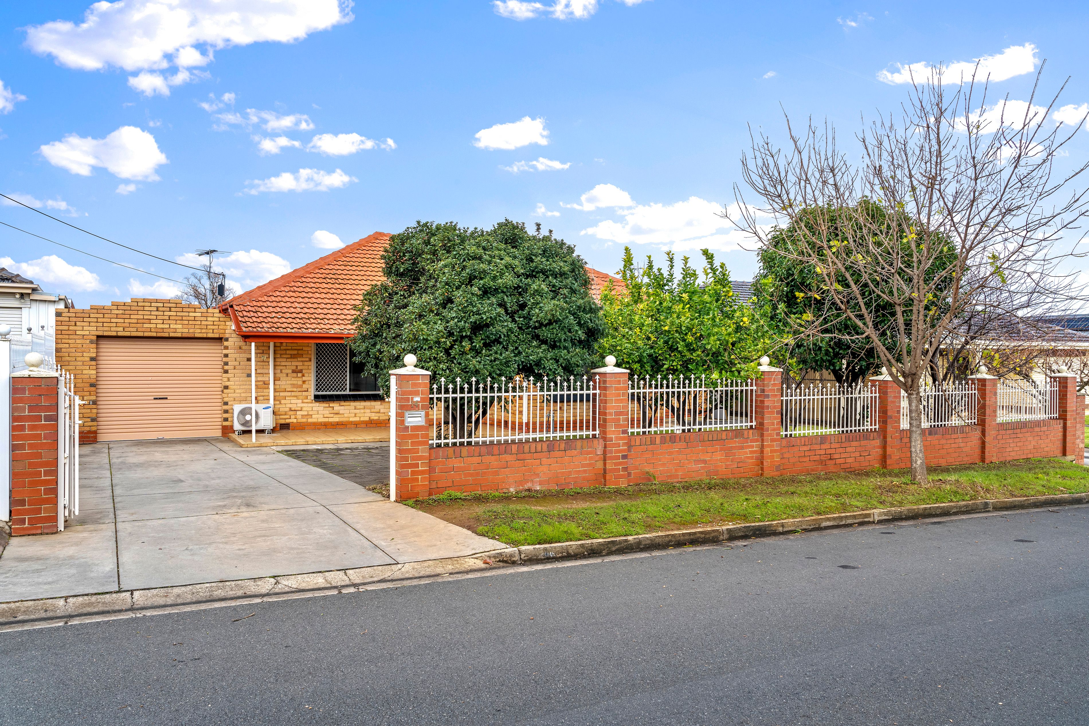 14 Downer Avenue, Campbelltown SA 5074