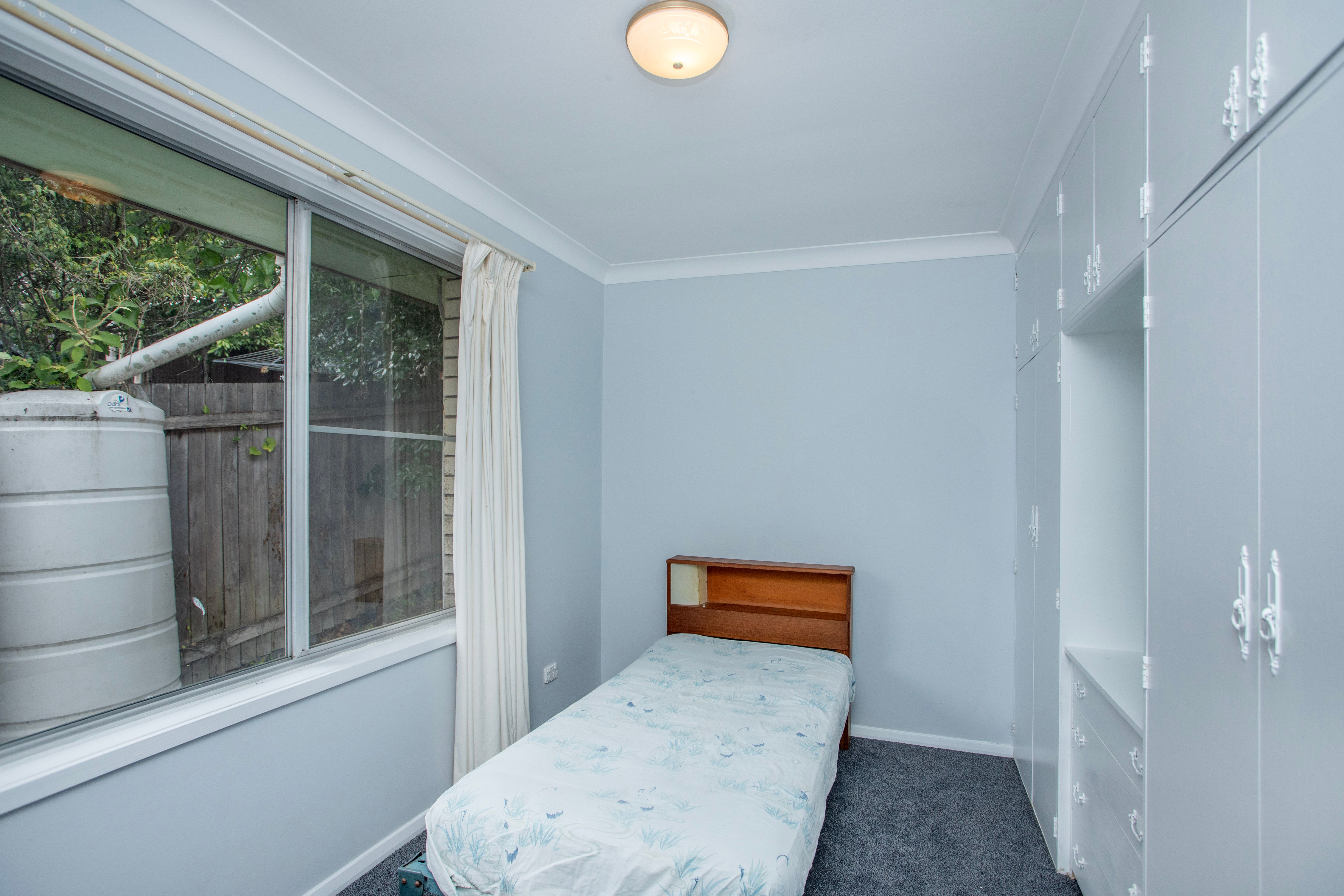 14 Gleeson Crescent — photo 12 of 20