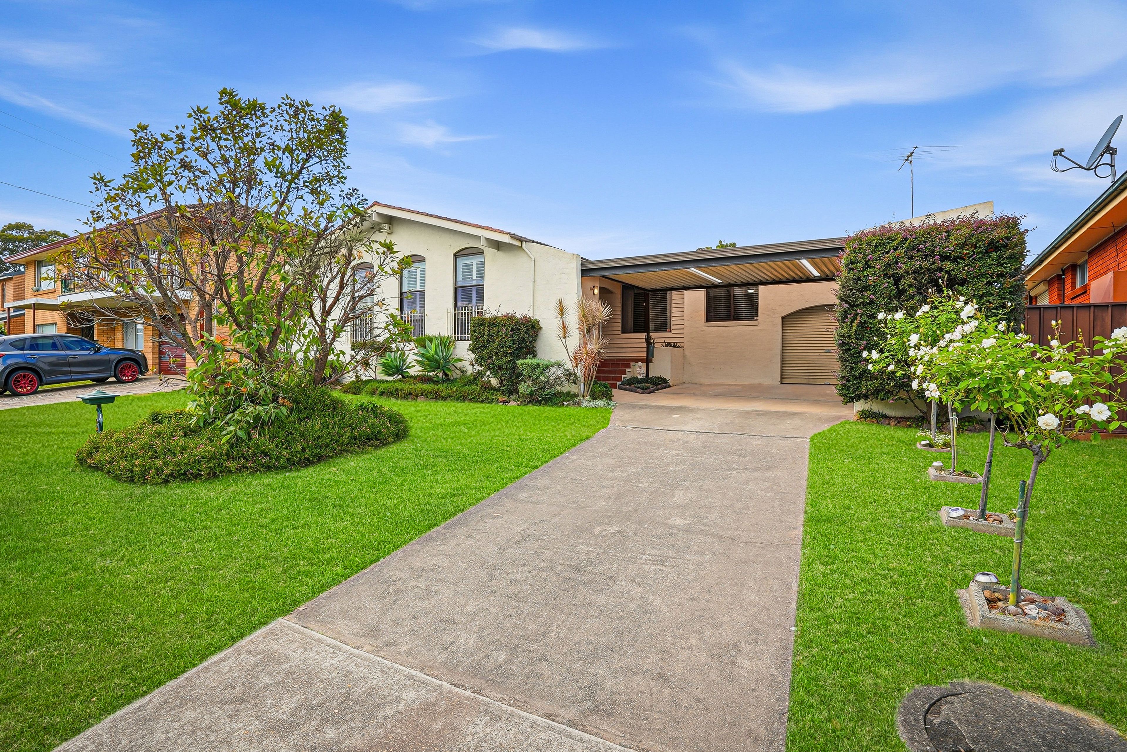 18 Mark Street — photo from Ray White United Group