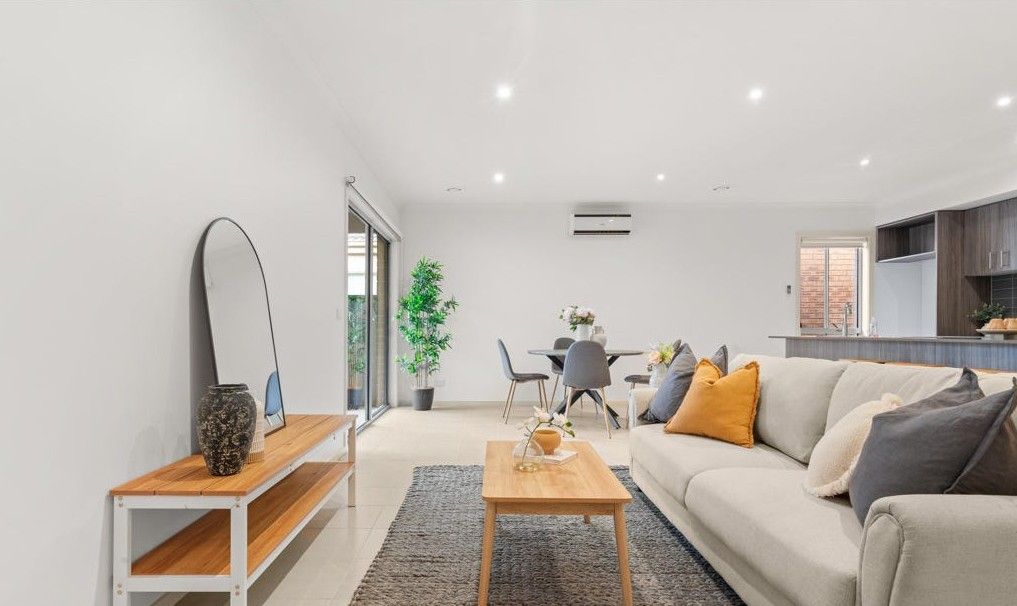 62 Brownlow Drive — photo 9 of 13