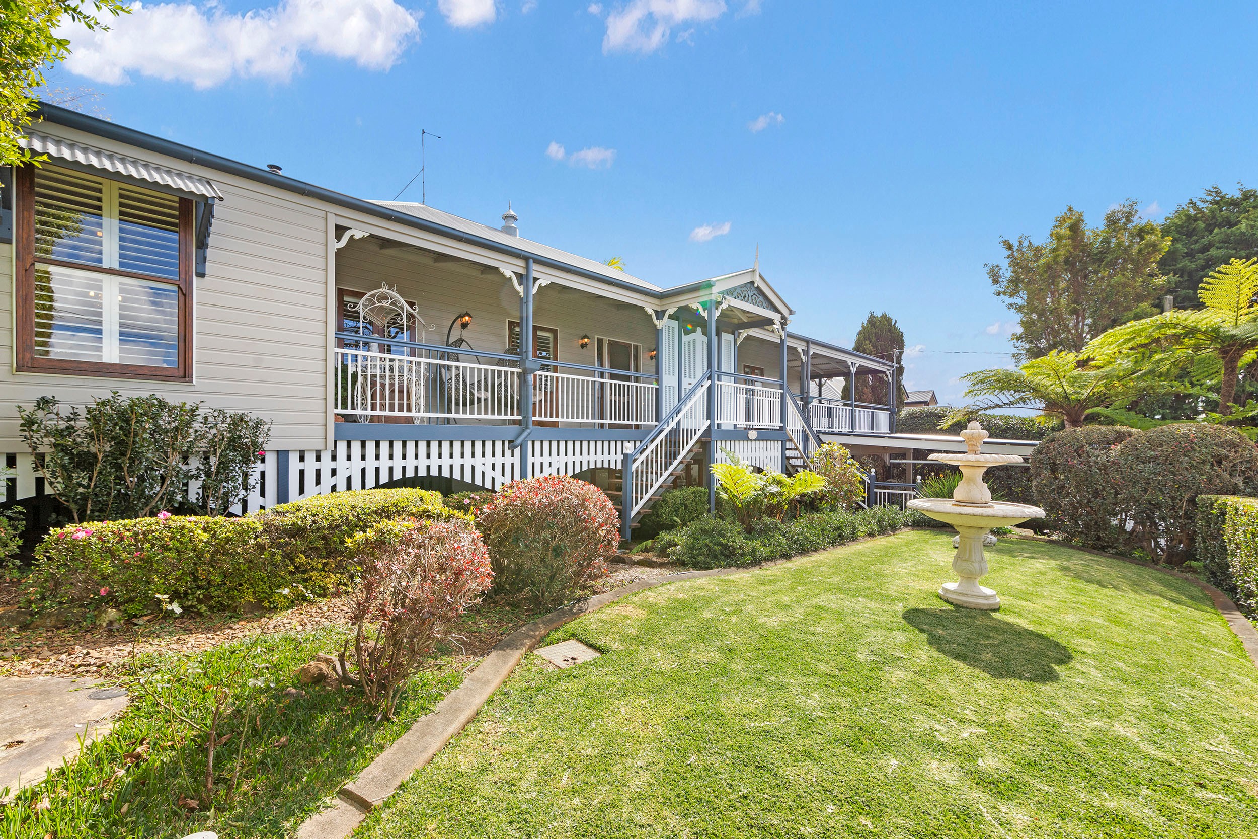 15 Paradise Drive, Tamborine Mountain, QLD 4272