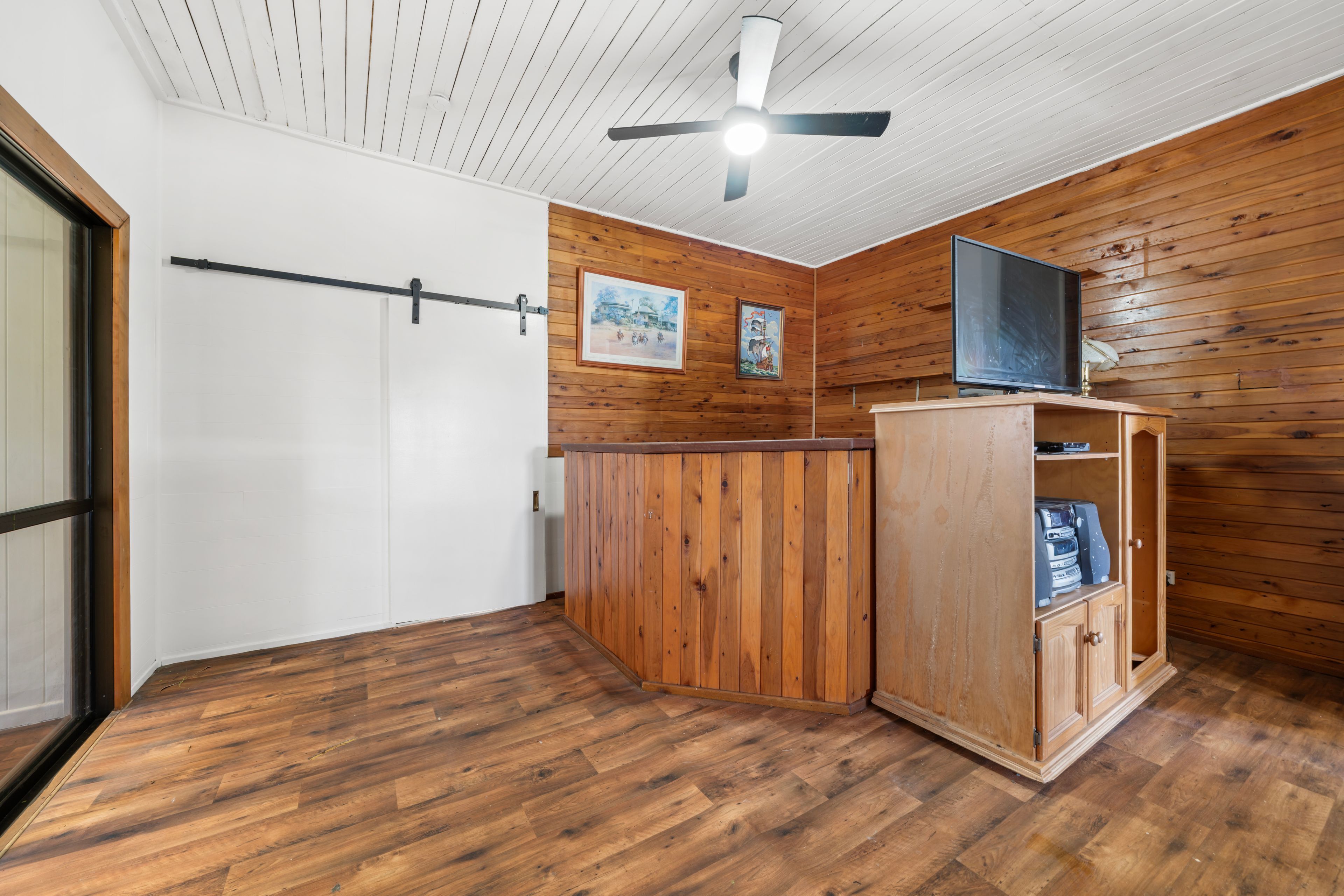 21 MacIntyre Street — photo 11 of 16