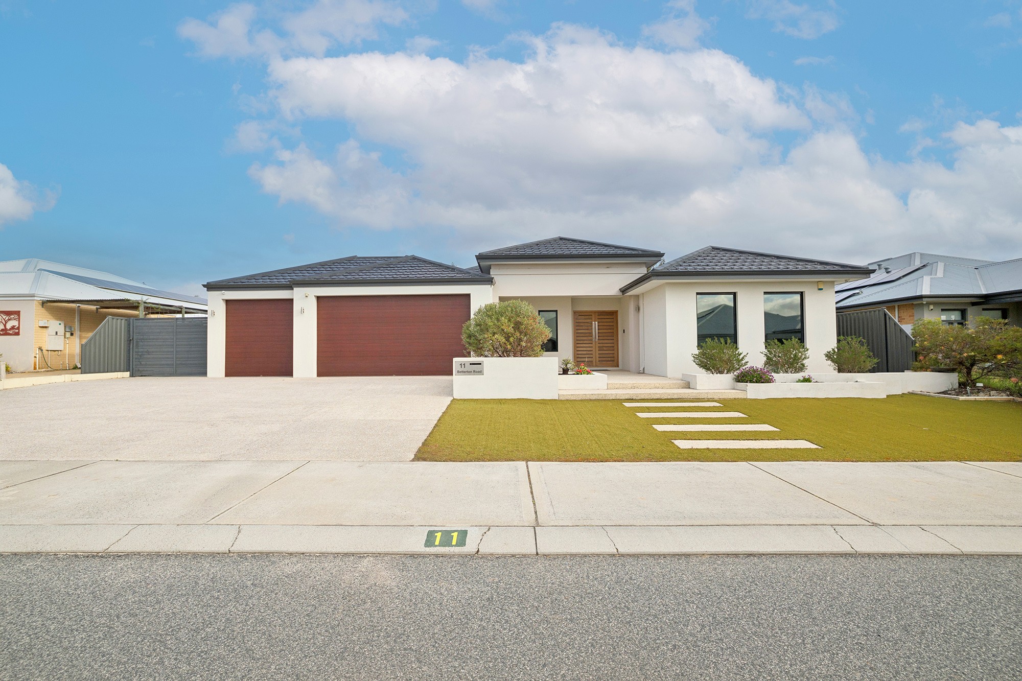 11 Betterton Road, Caversham, WA 6055