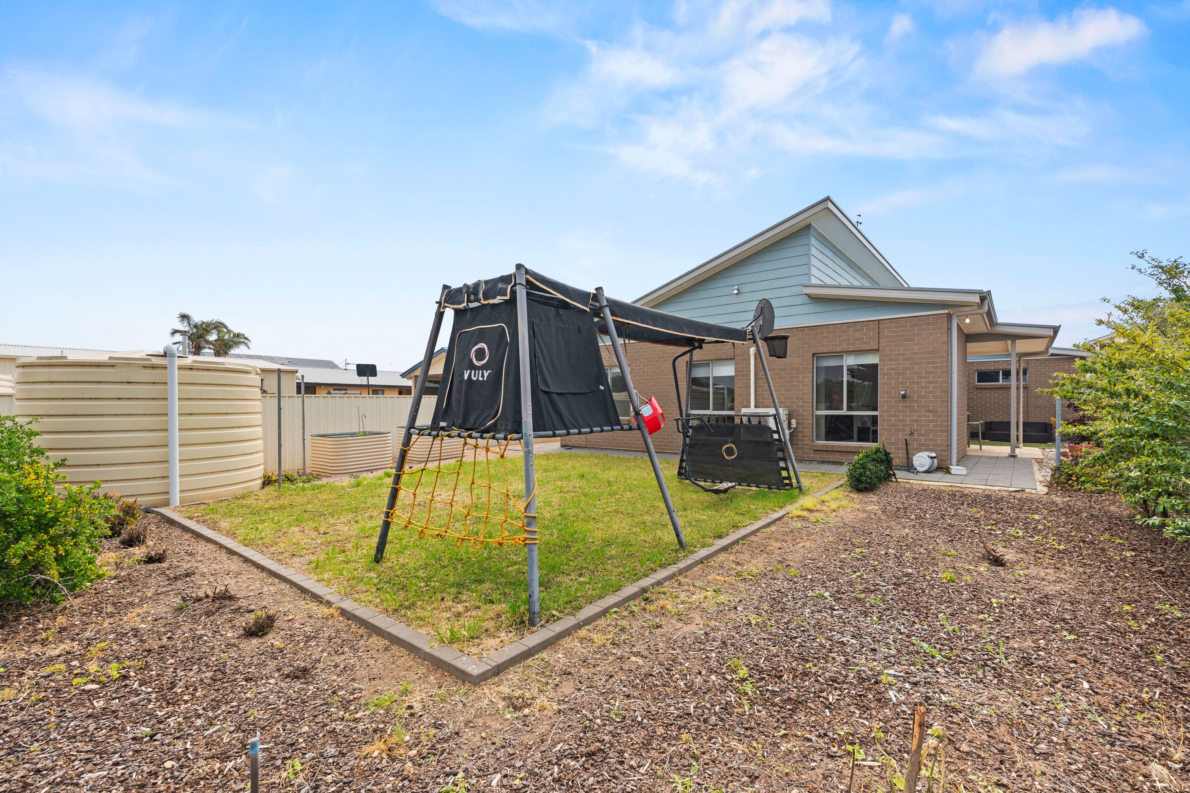 27 Kassa Road — photo 18 of 20