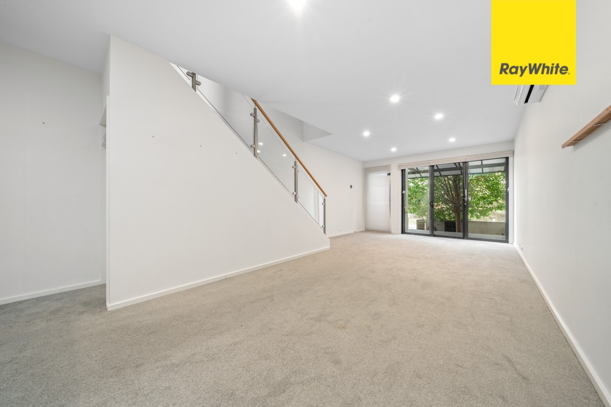 4 Bowman Street, Macquarie, ACT 2614