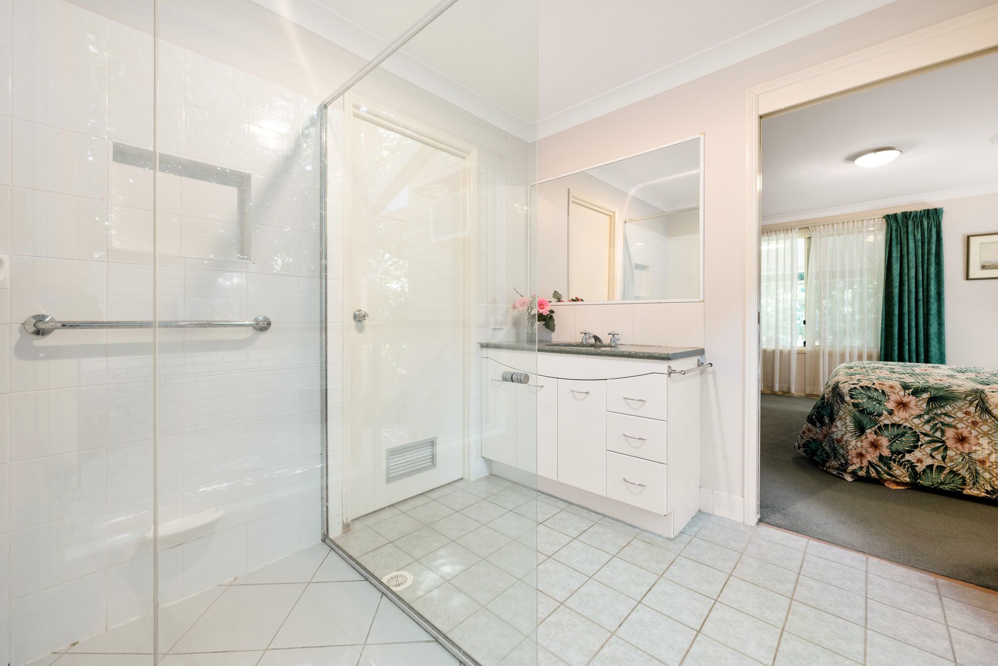 16 Goldie Street — photo 15 of 22