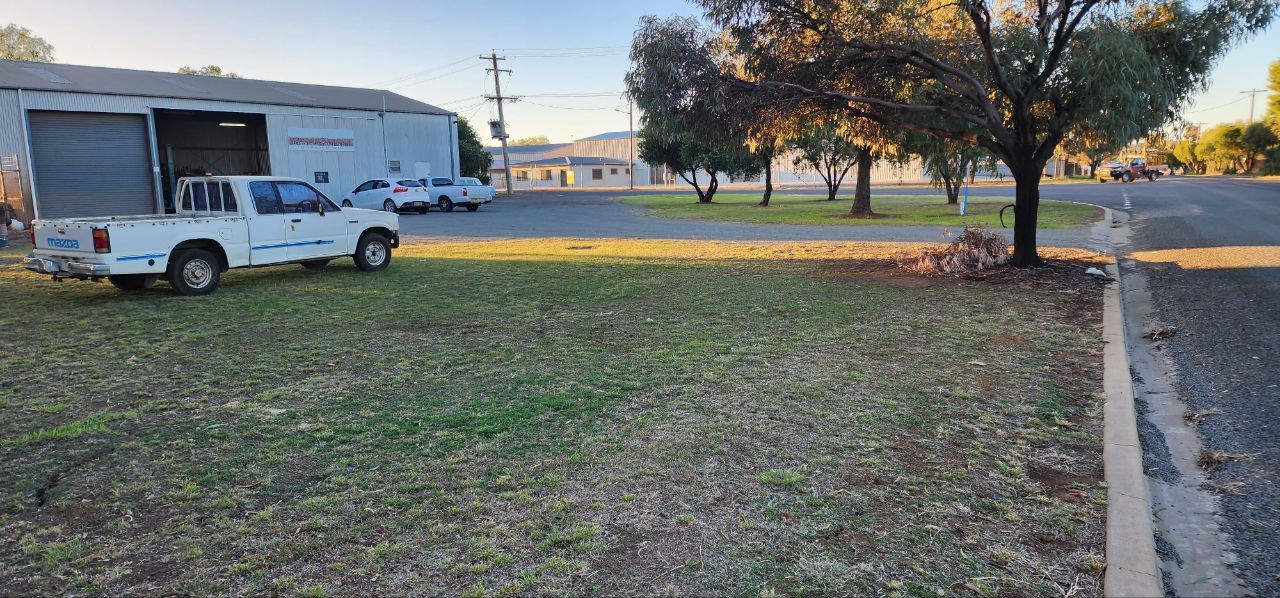 2 Matthews Street, Parkes, NSW 2870