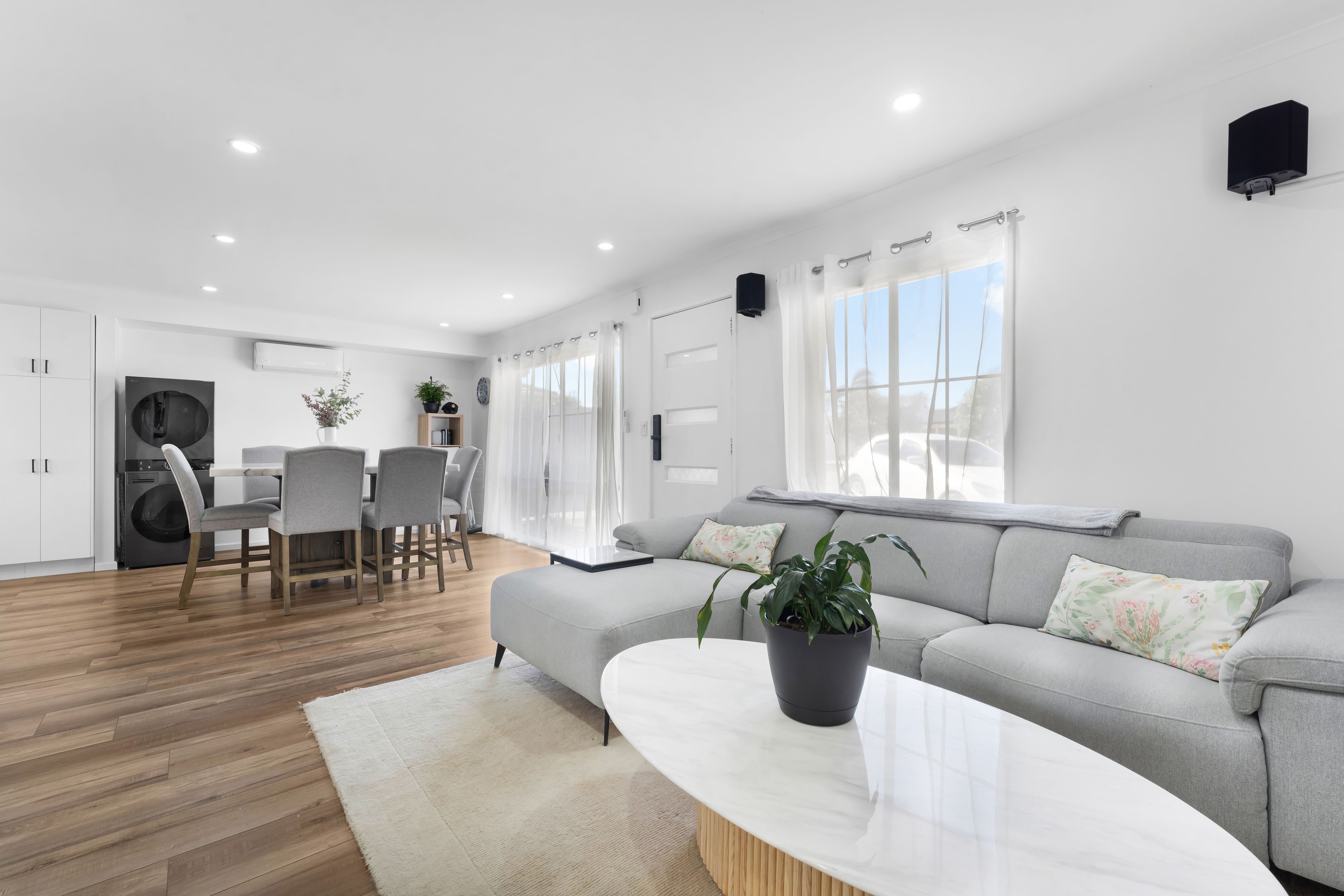21 Lansell Drive — photo 3 of 21