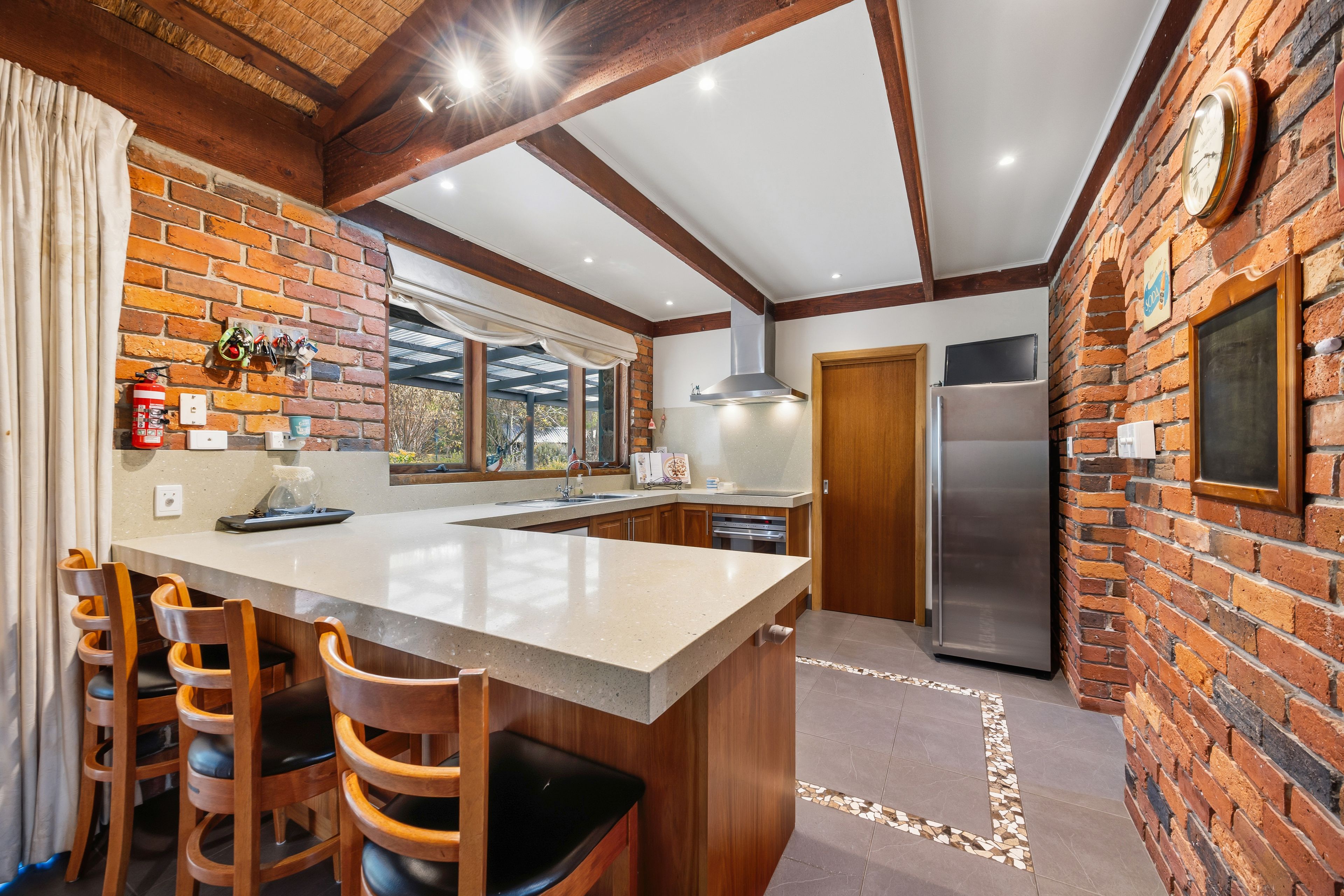 584 Finchs Road — photo 8 of 30