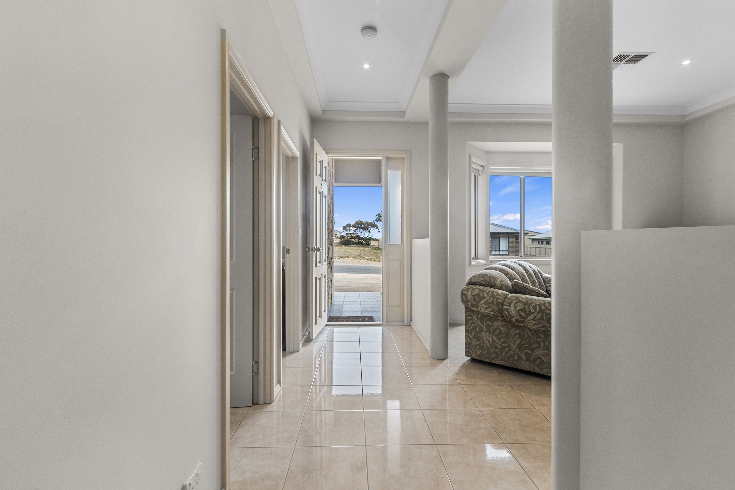 2 Hosking Place — photo 5 of 30