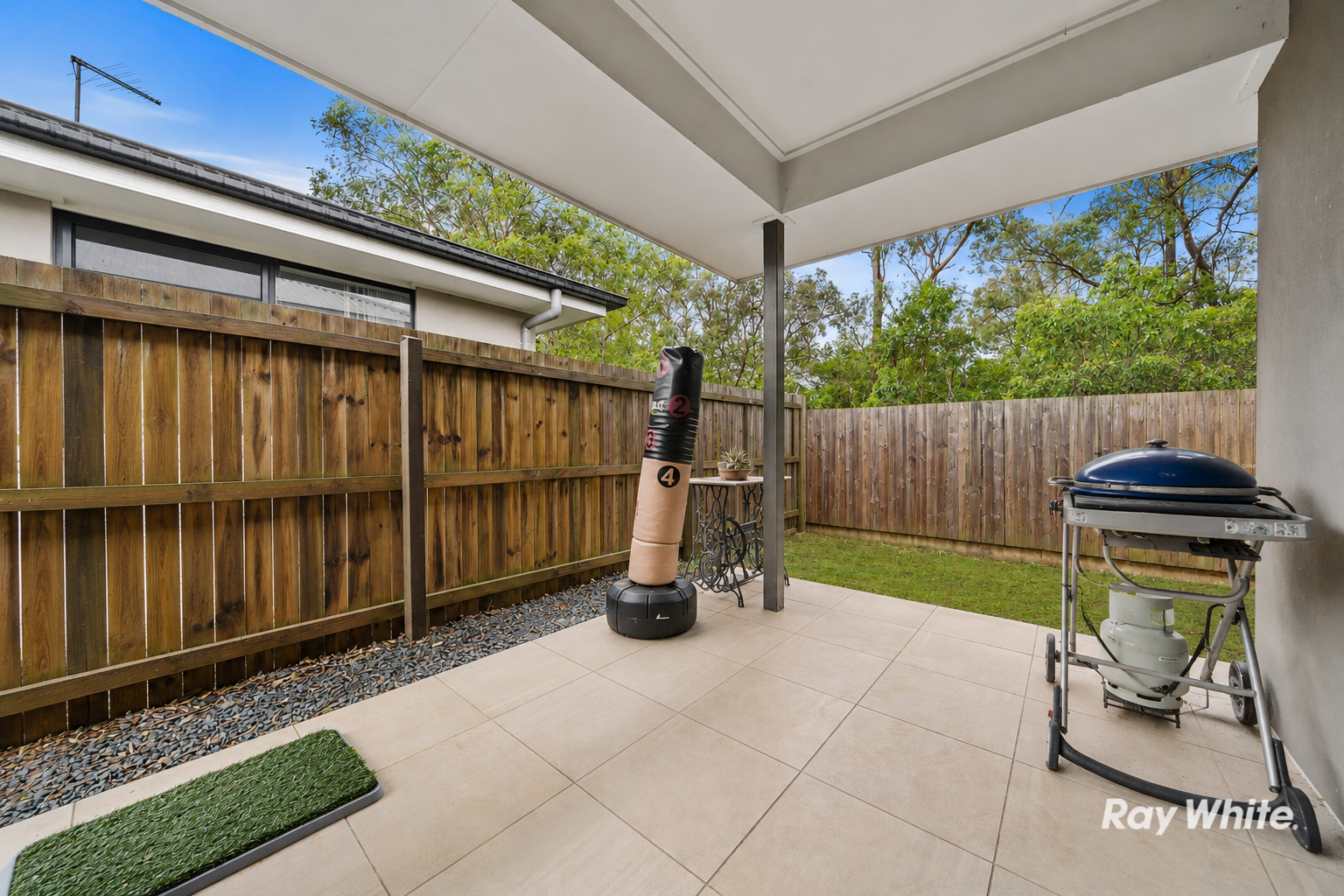 14 Kourounis Street — photo 10 of 14