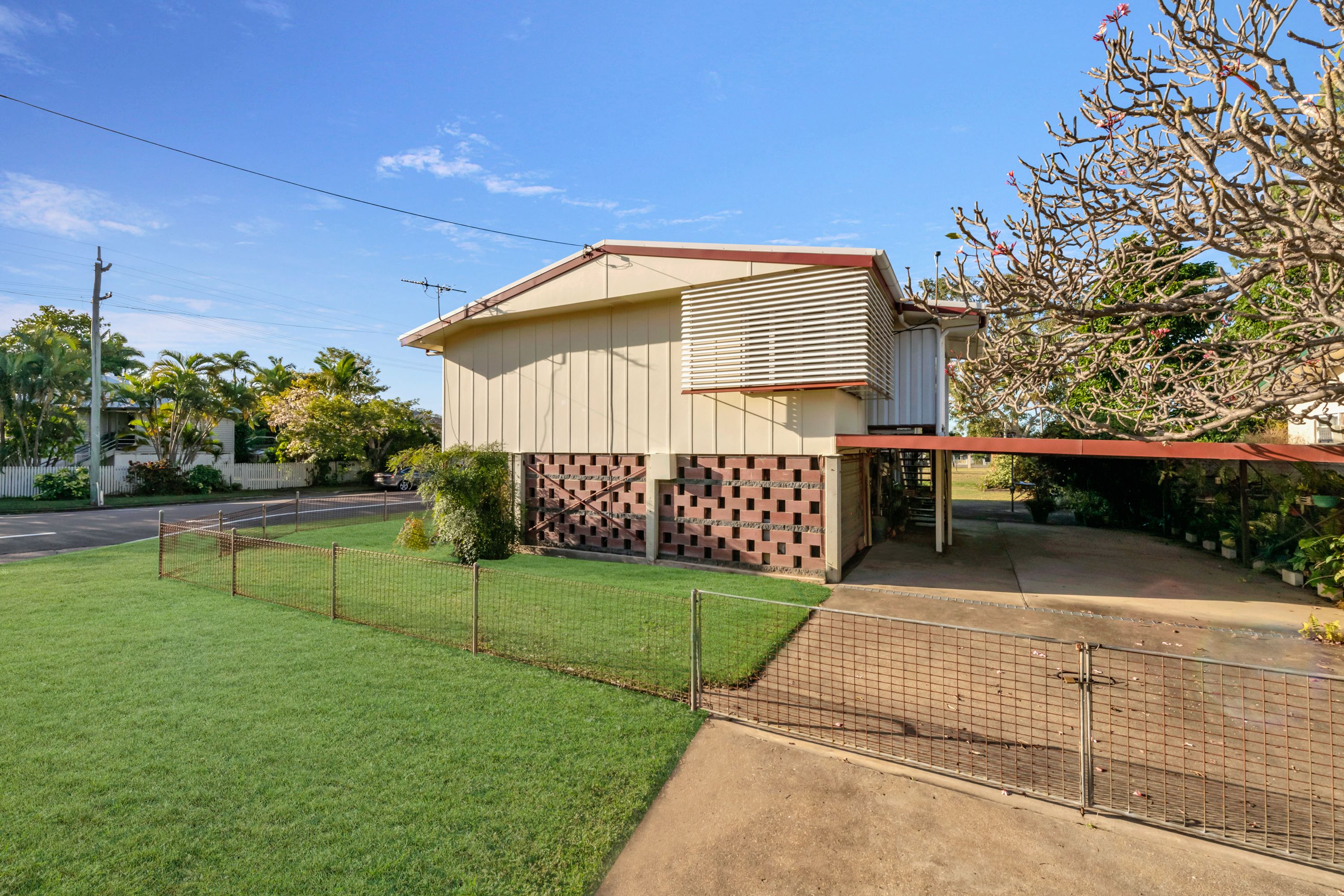 8 Hynch Street, Wulguru, QLD 4811