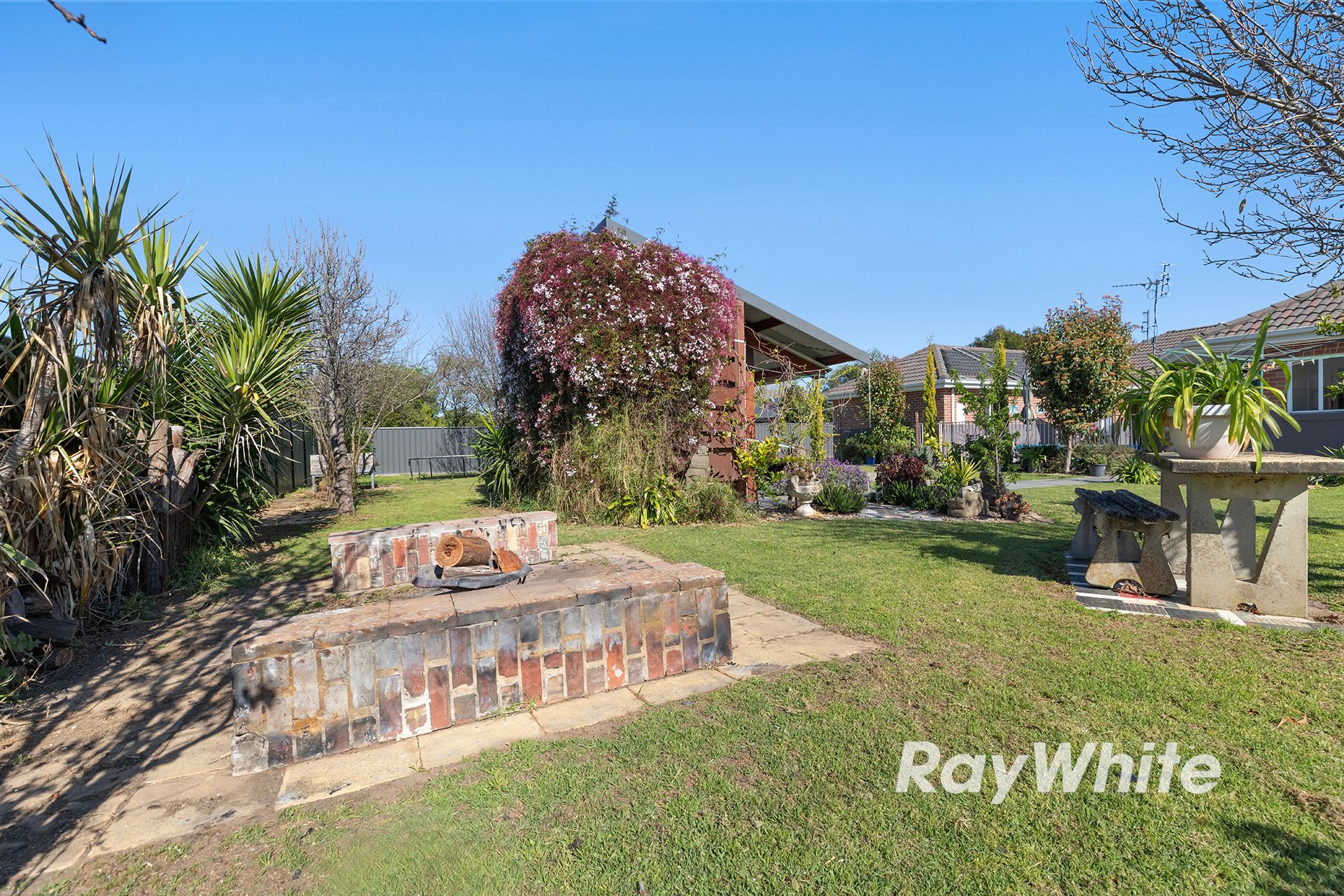 1 Winbi Avenue — photo 21 of 27