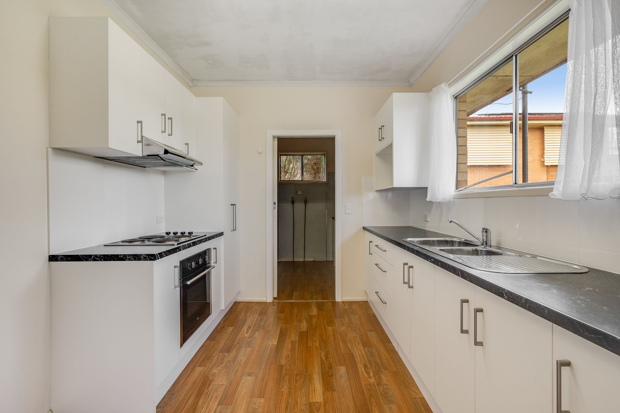 16 Eugenia Street — photo 5 of 16