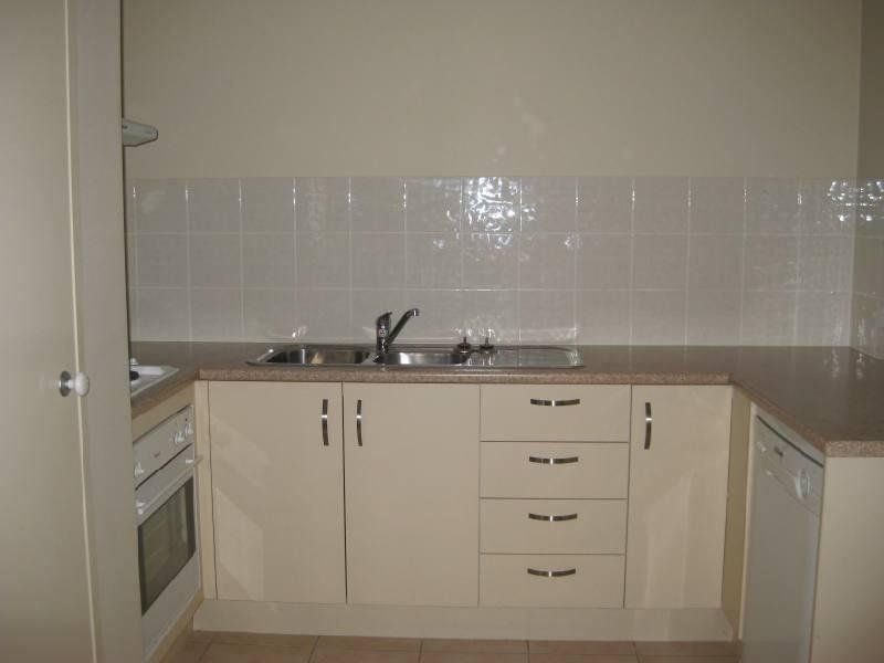 2/95 Whitehorse Road, Kallangur, QLD 4503