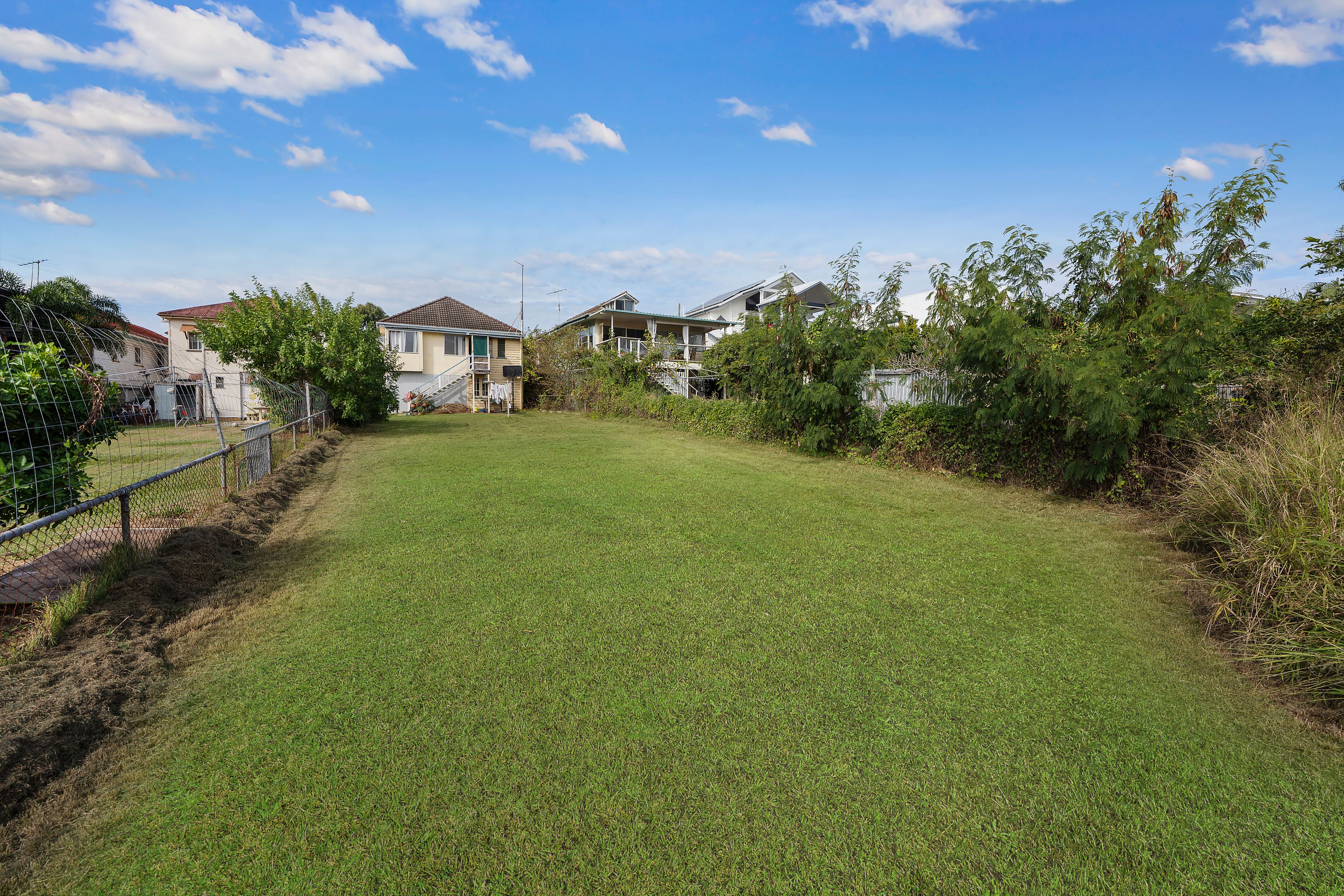 73 Seaville Avenue, Scarborough, QLD 4020