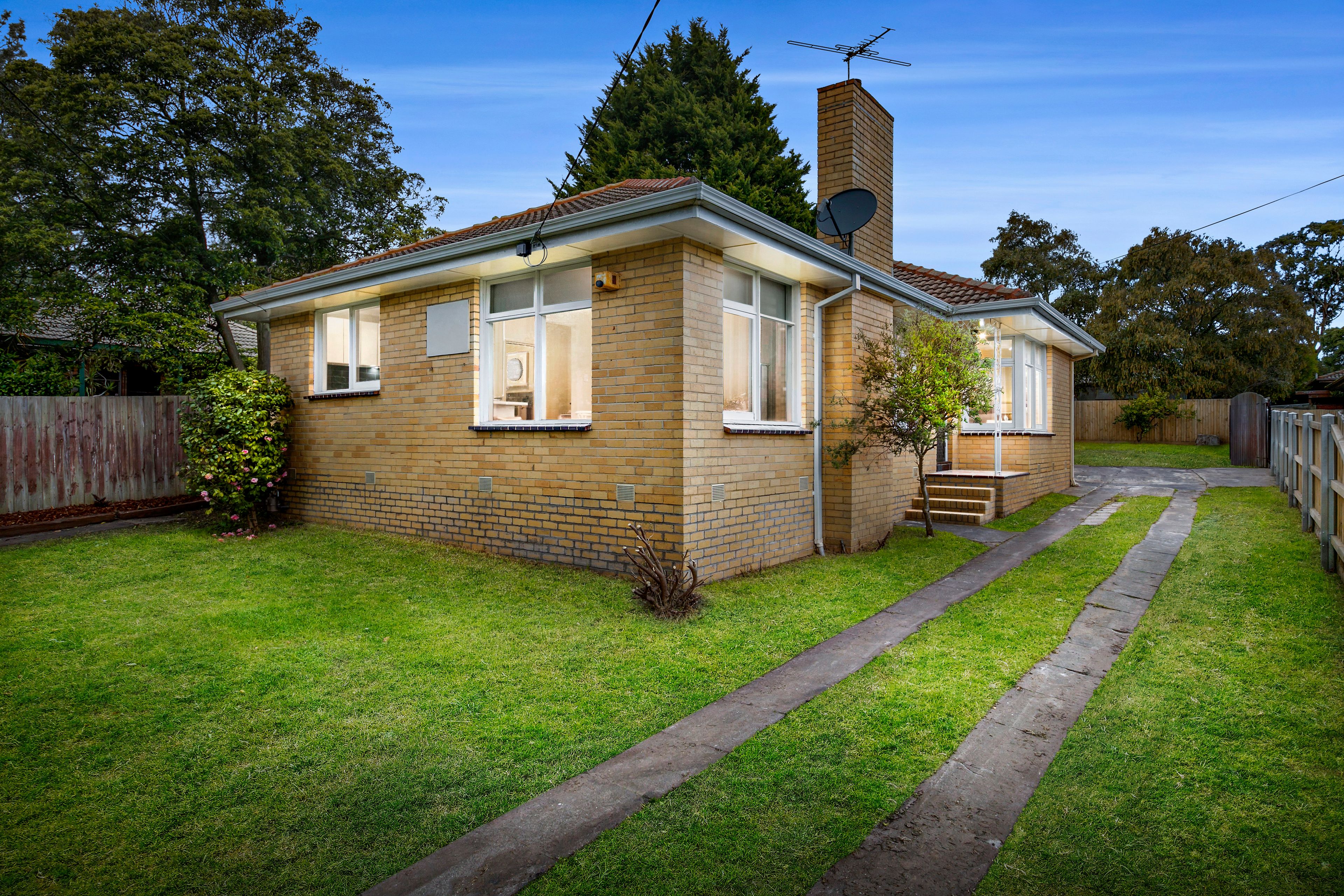 20 Hill Street, Frankston VIC 3199