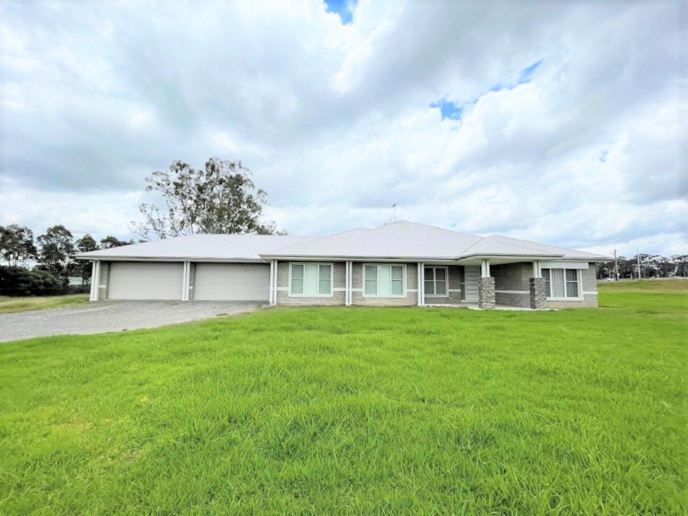 335 Denham Court Road, Denham Court, NSW 2565