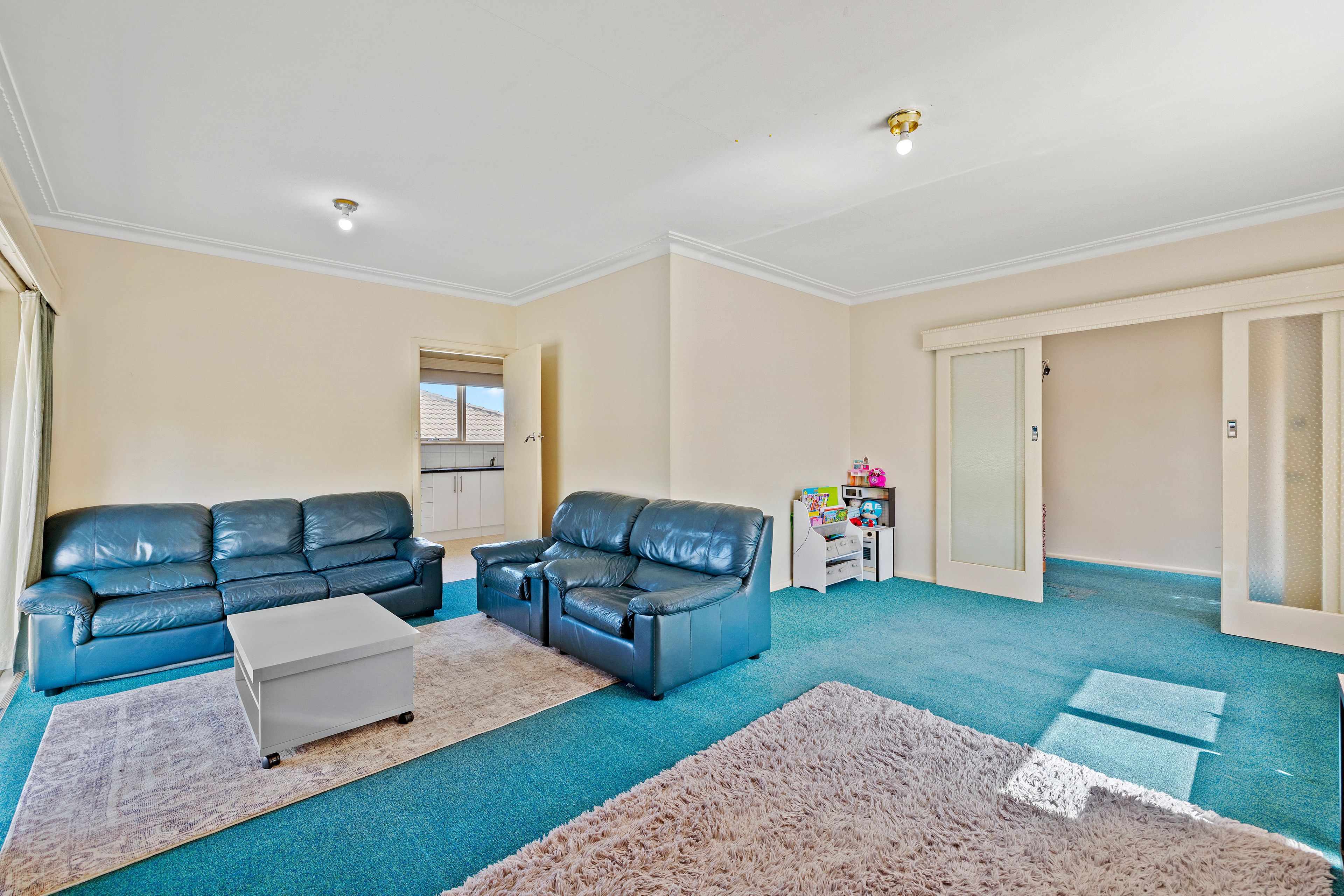 1&2/24 Outlook Drive, Nunawading, VIC 3131 Sold House Ray White