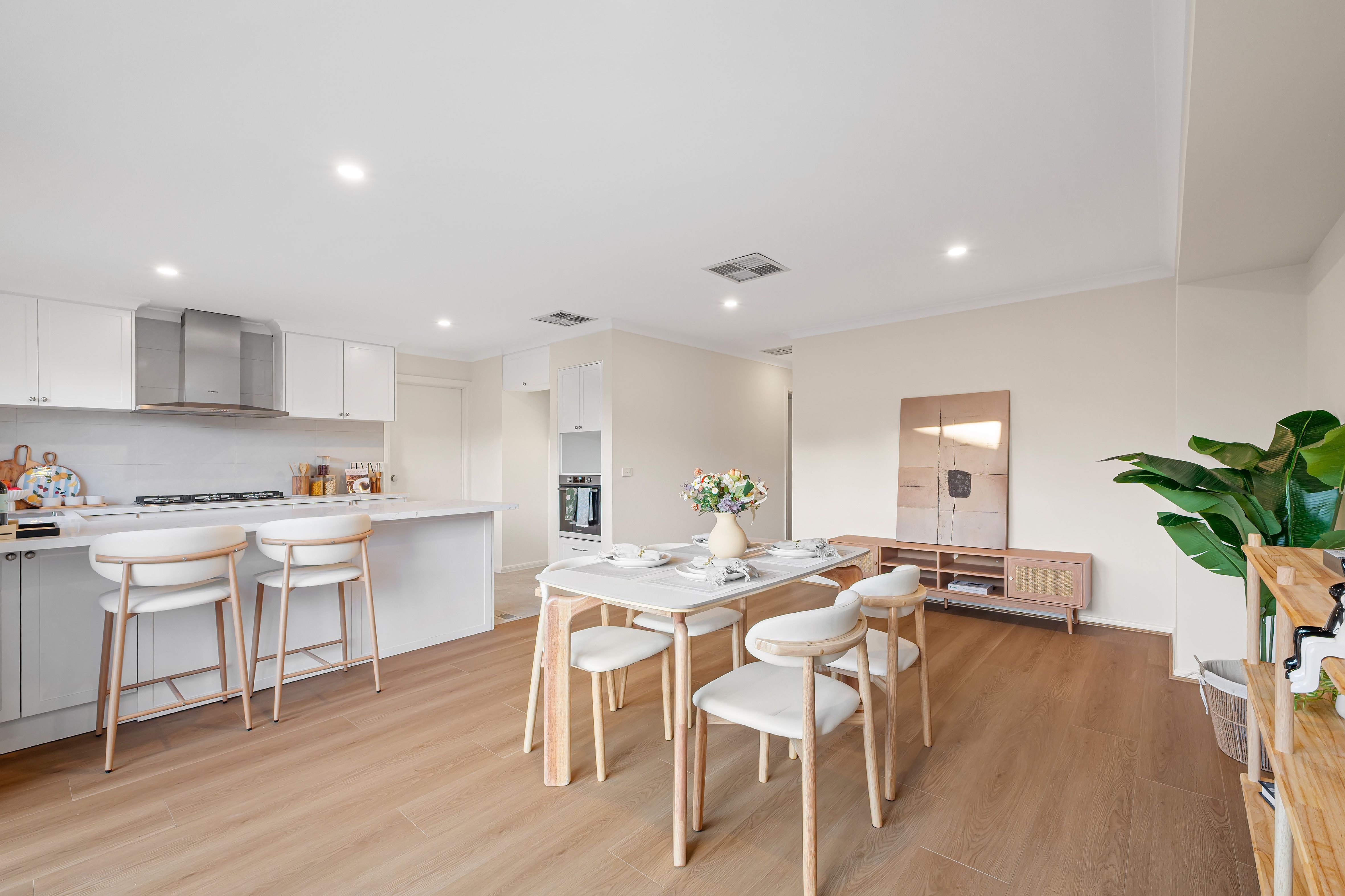 11 Abercrombie Street — photo 3 of 10