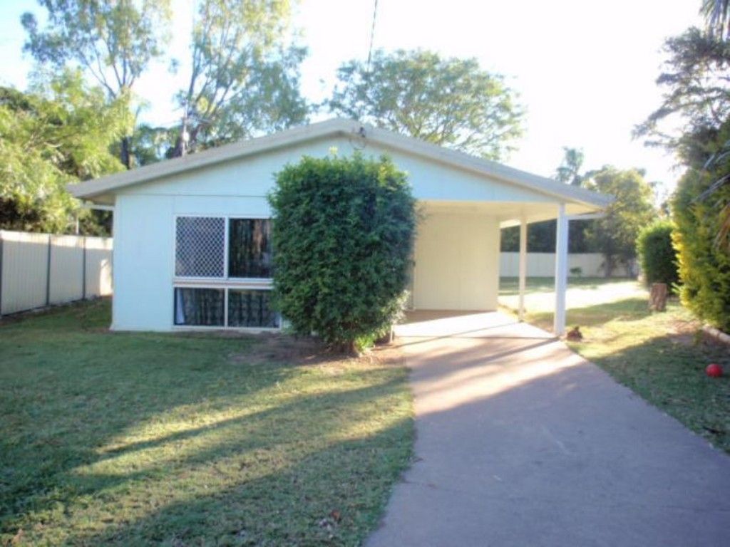 11 Carbeen Place, Emerald, QLD 4720