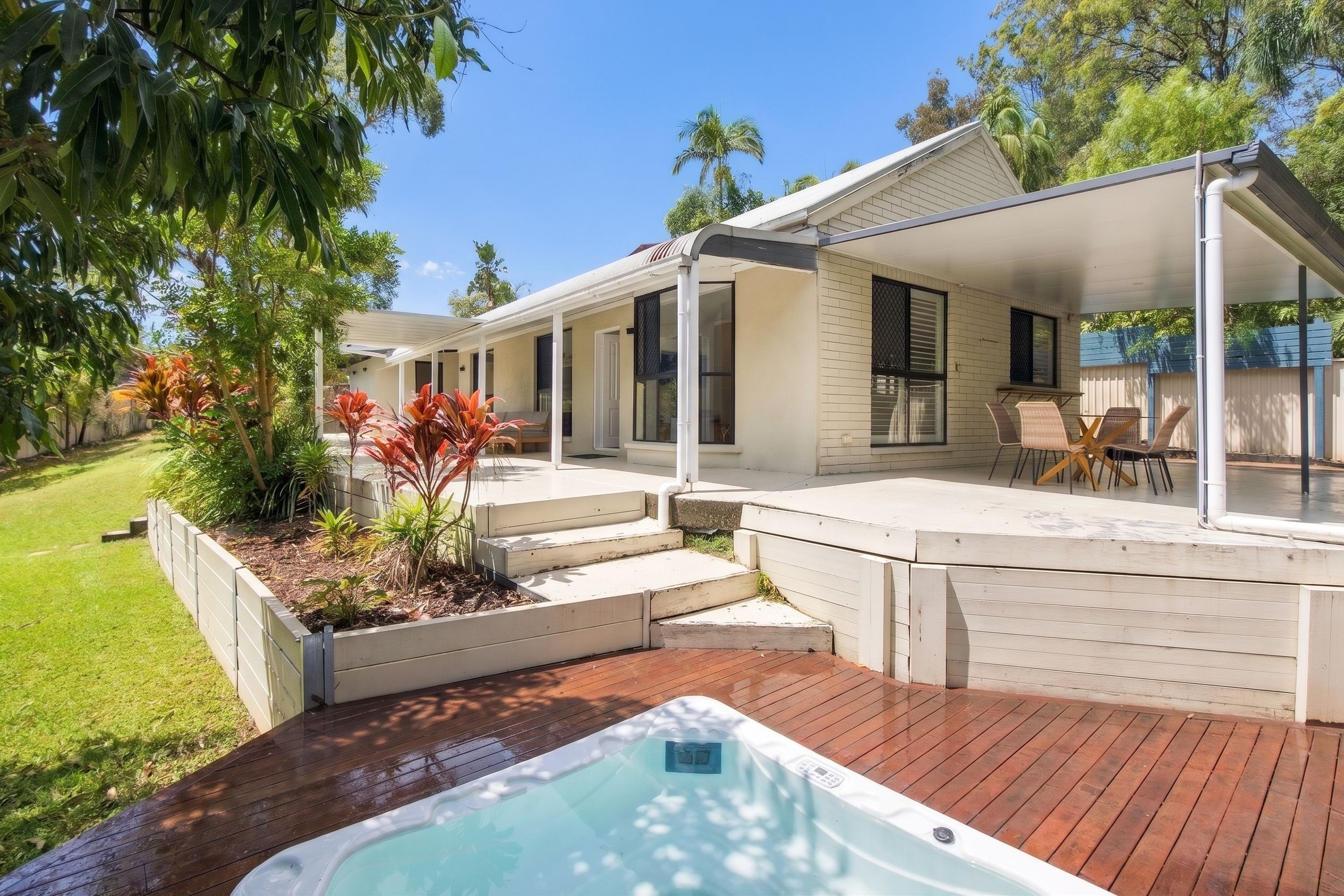 9 Pegasus Court — photo from Ray White Palm Beach QLD