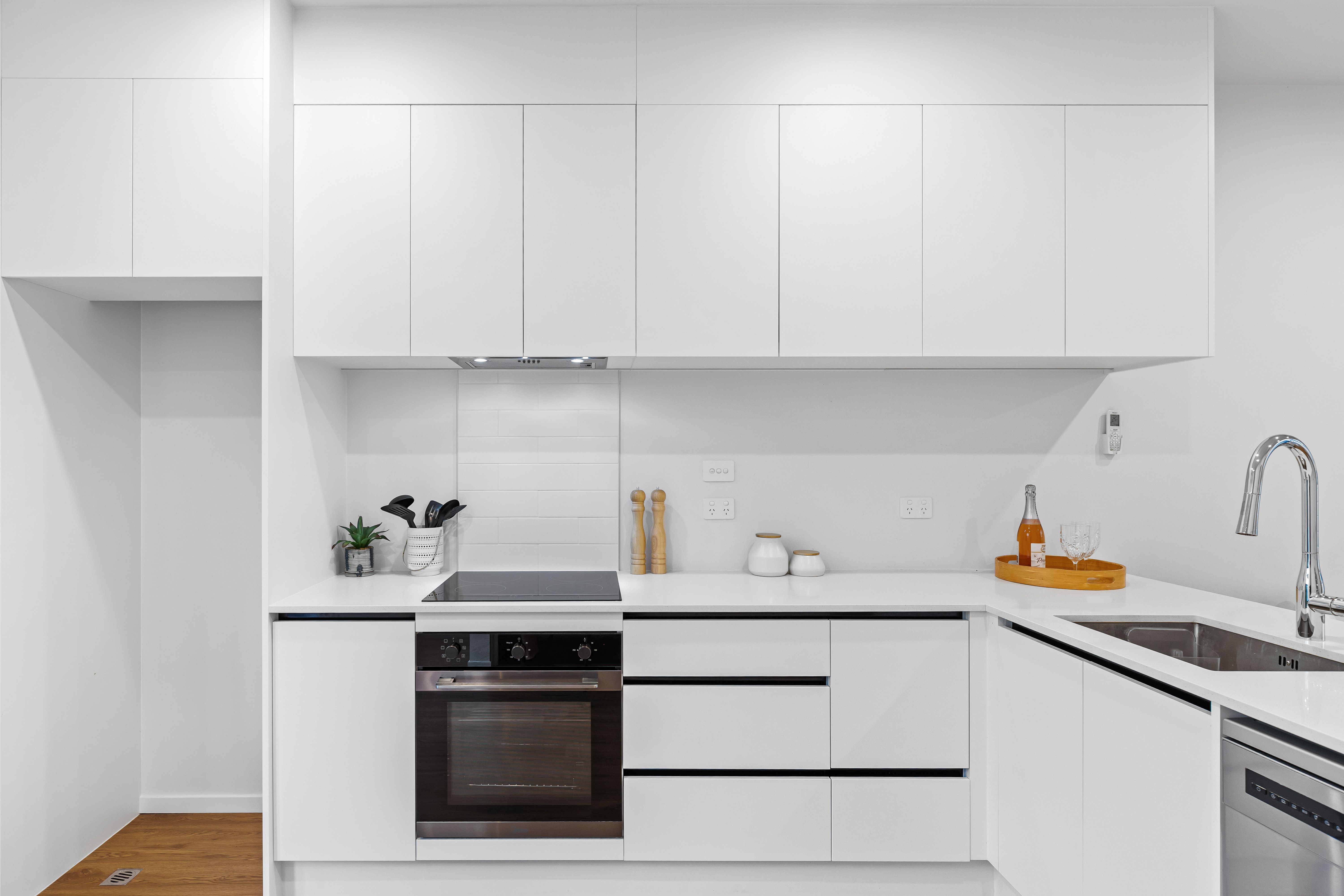 12b Woodhouse Place, West Harbour, Waitakere City