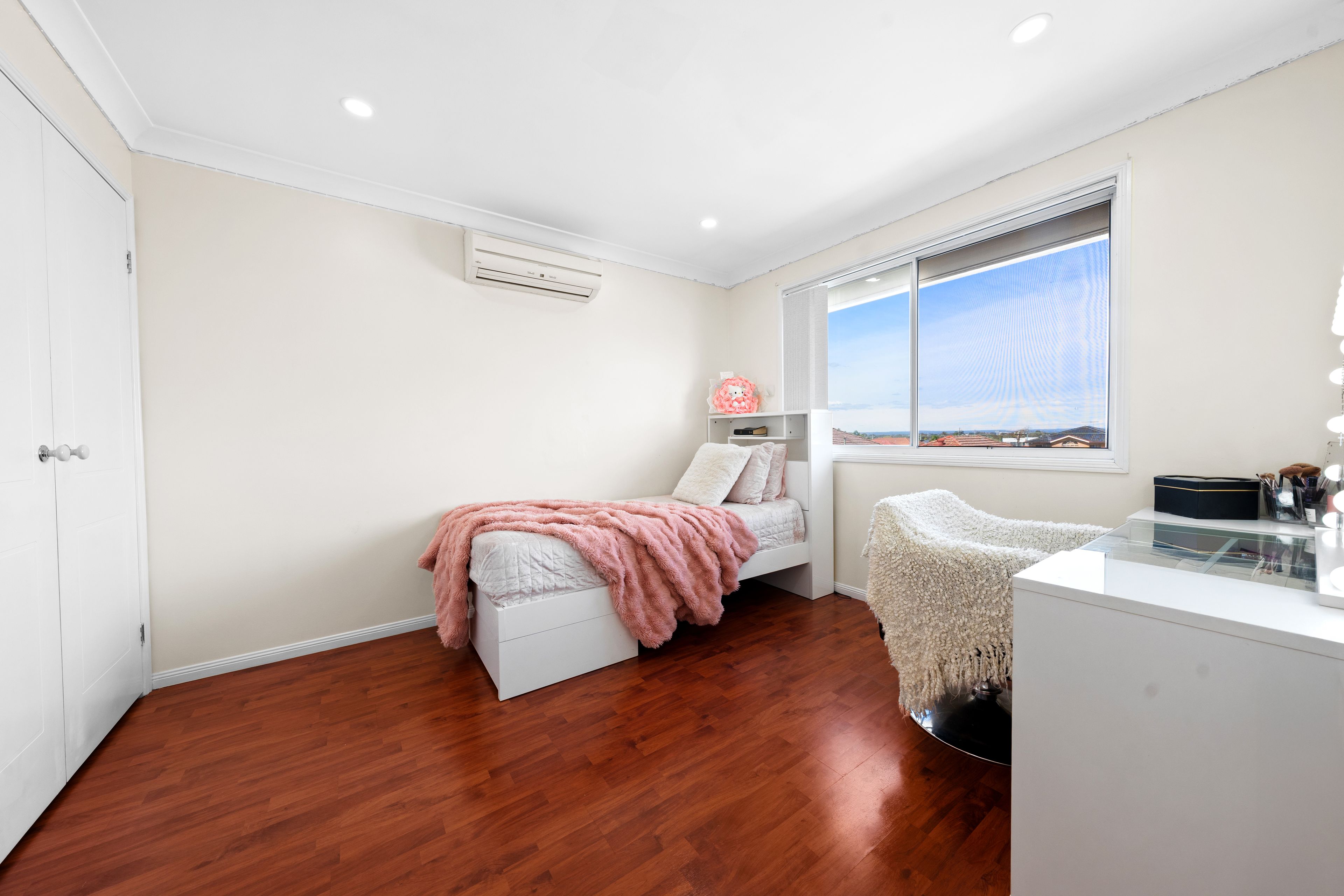 43 Throsby Street — photo 14 of 18