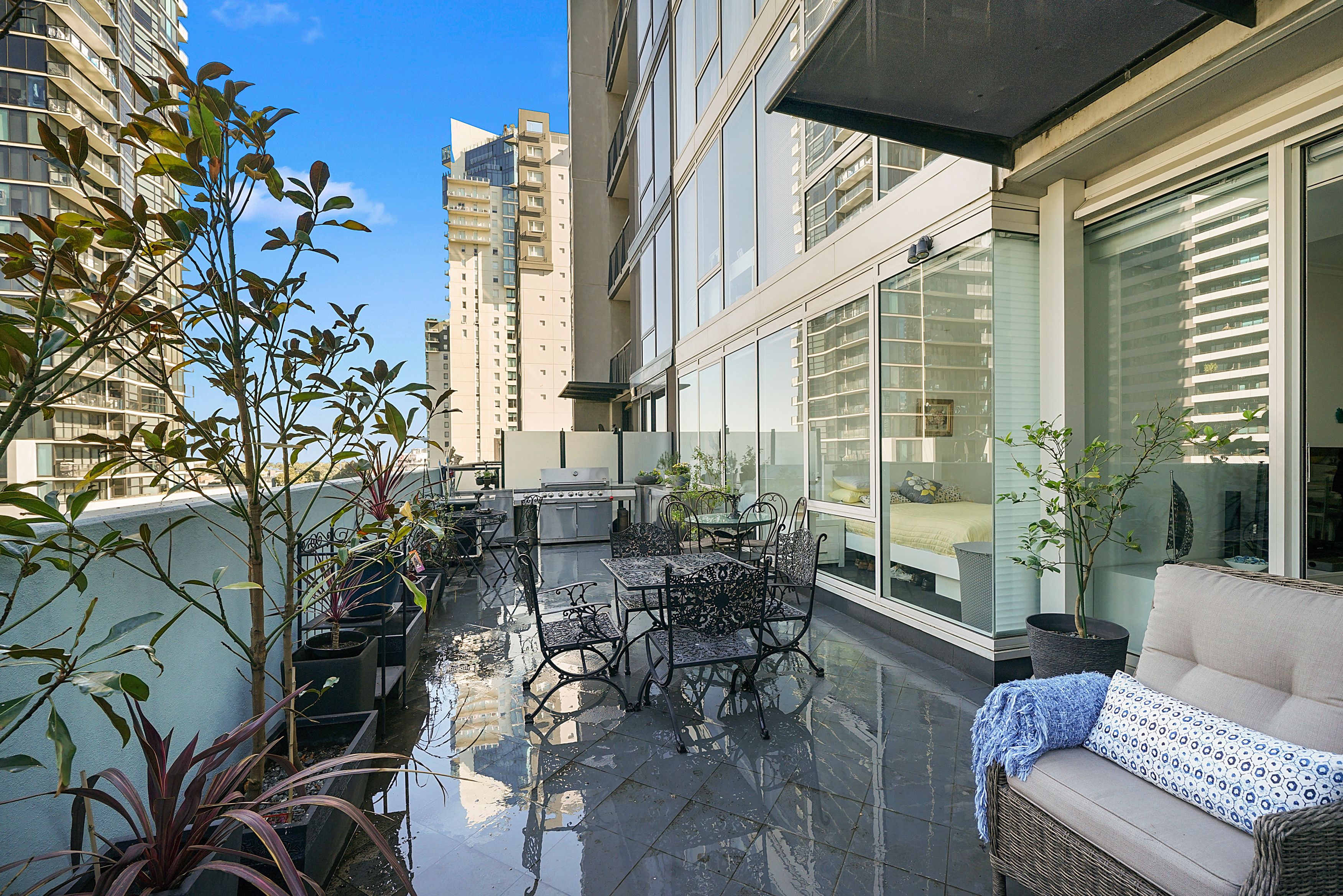 805/63 Whiteman Street, Southbank, VIC 3006