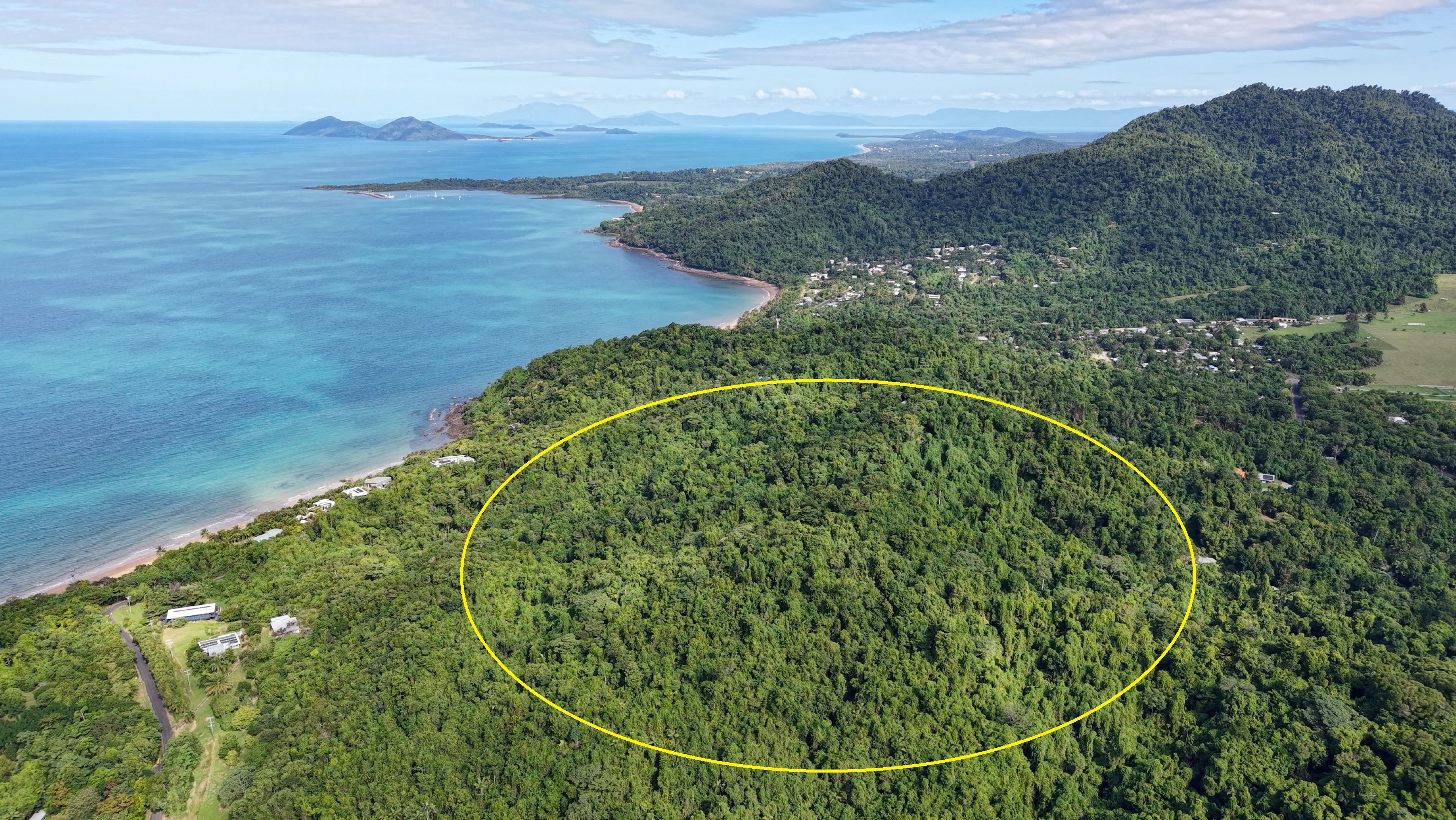 72 Holt Road, Garners Beach, QLD 4852