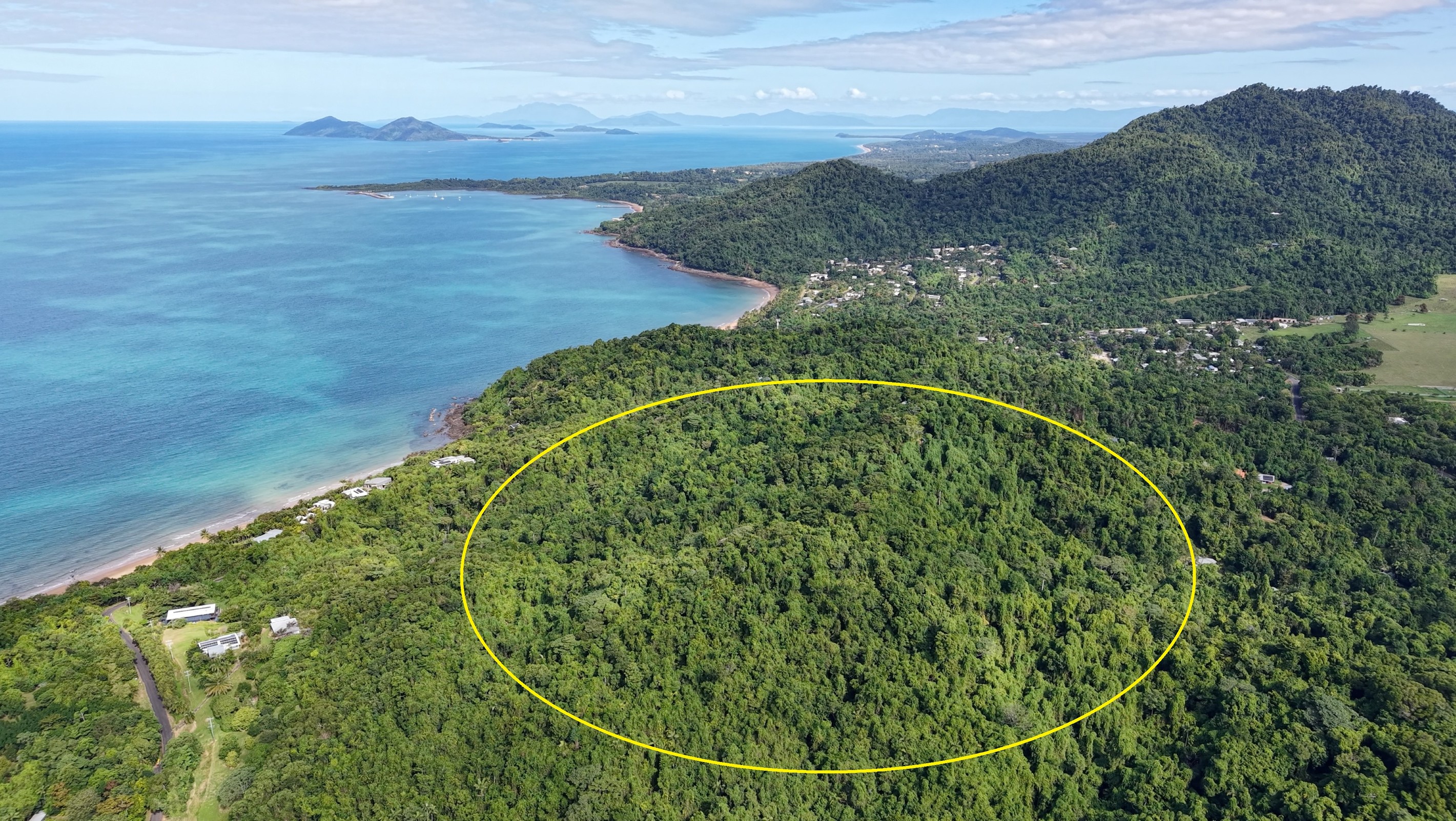 72 Holt Road, Garners Beach, QLD 4852