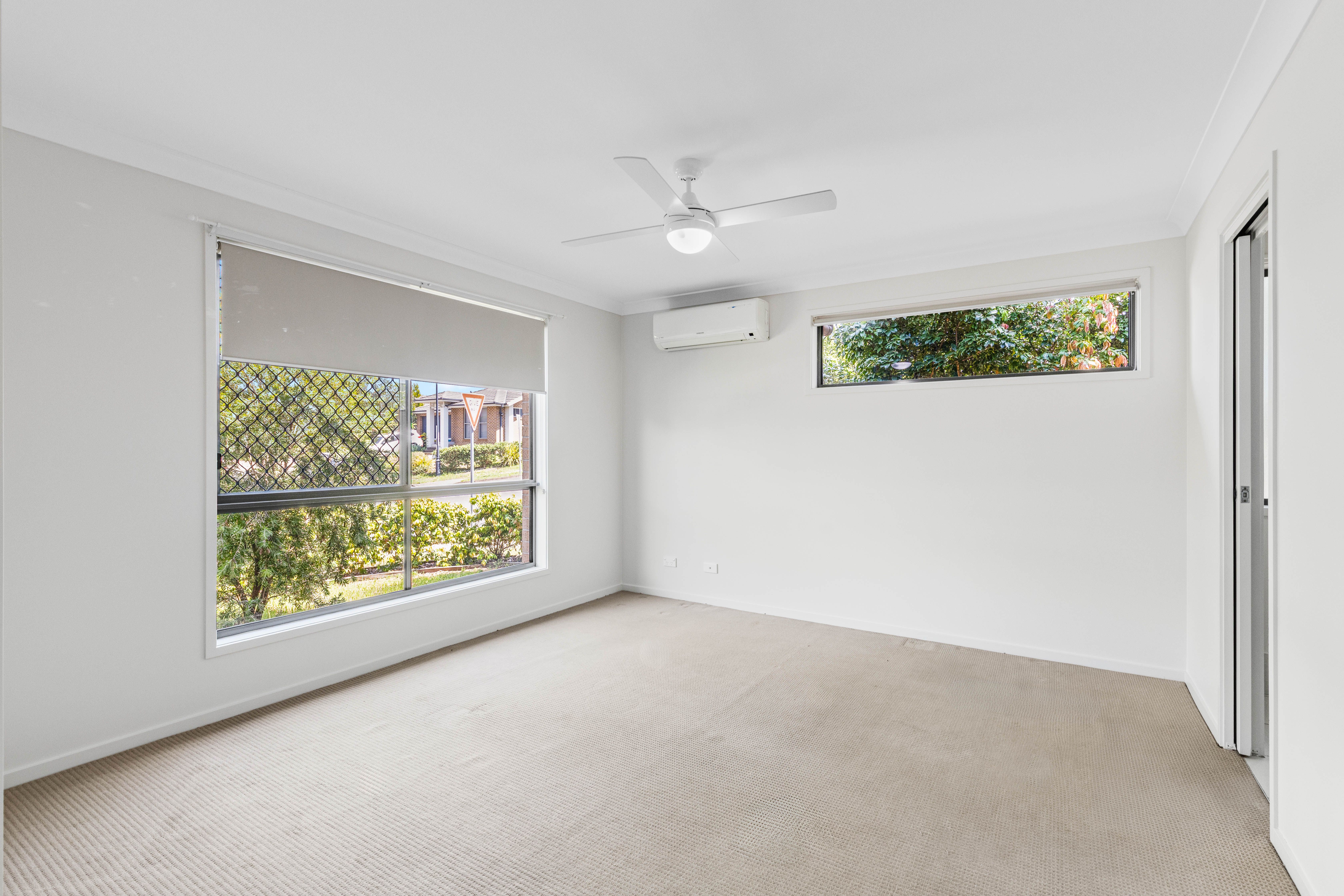 6 Scarborough Rise, Jordan Springs, NSW