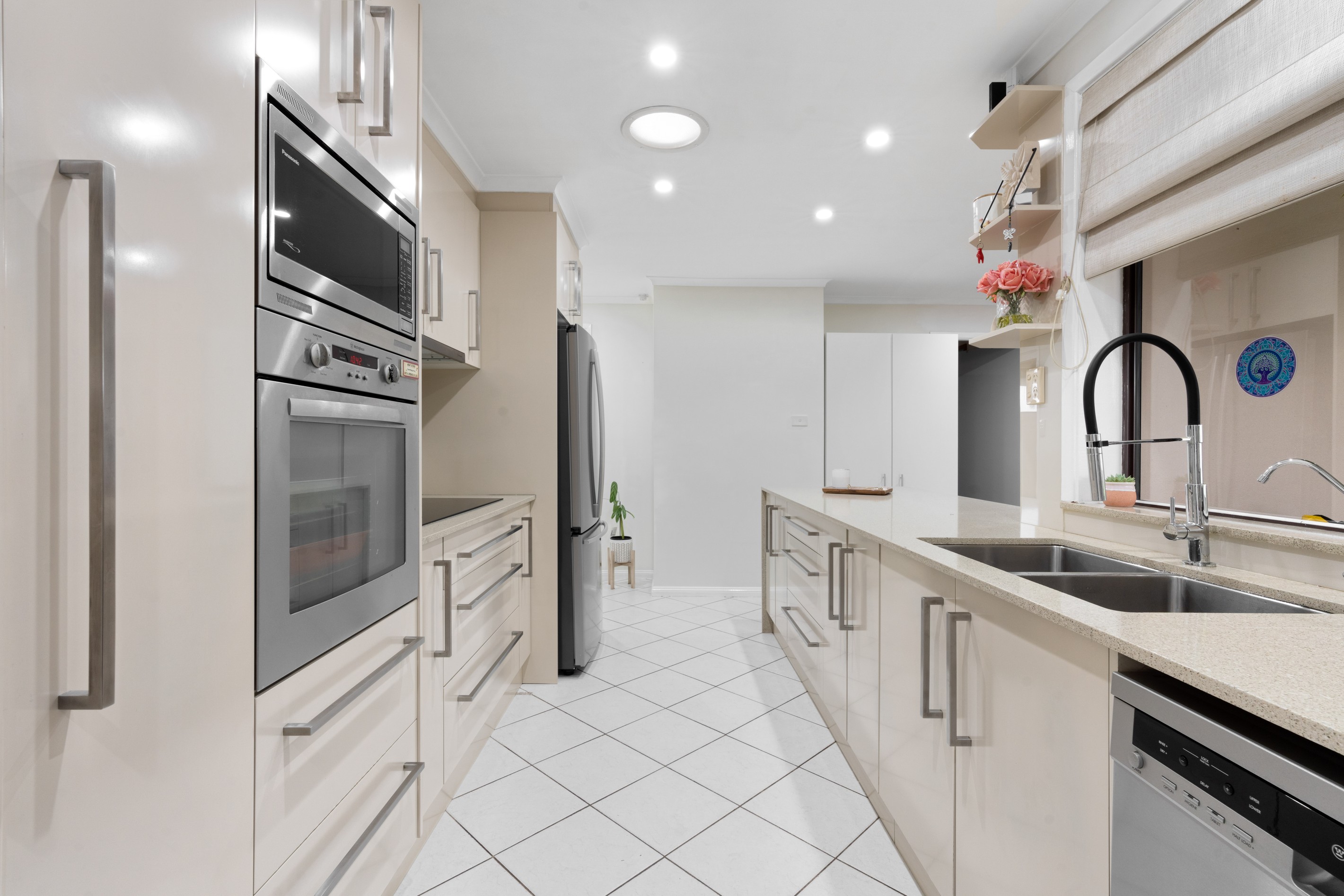11 Bute Place, St Andrews, NSW 2566