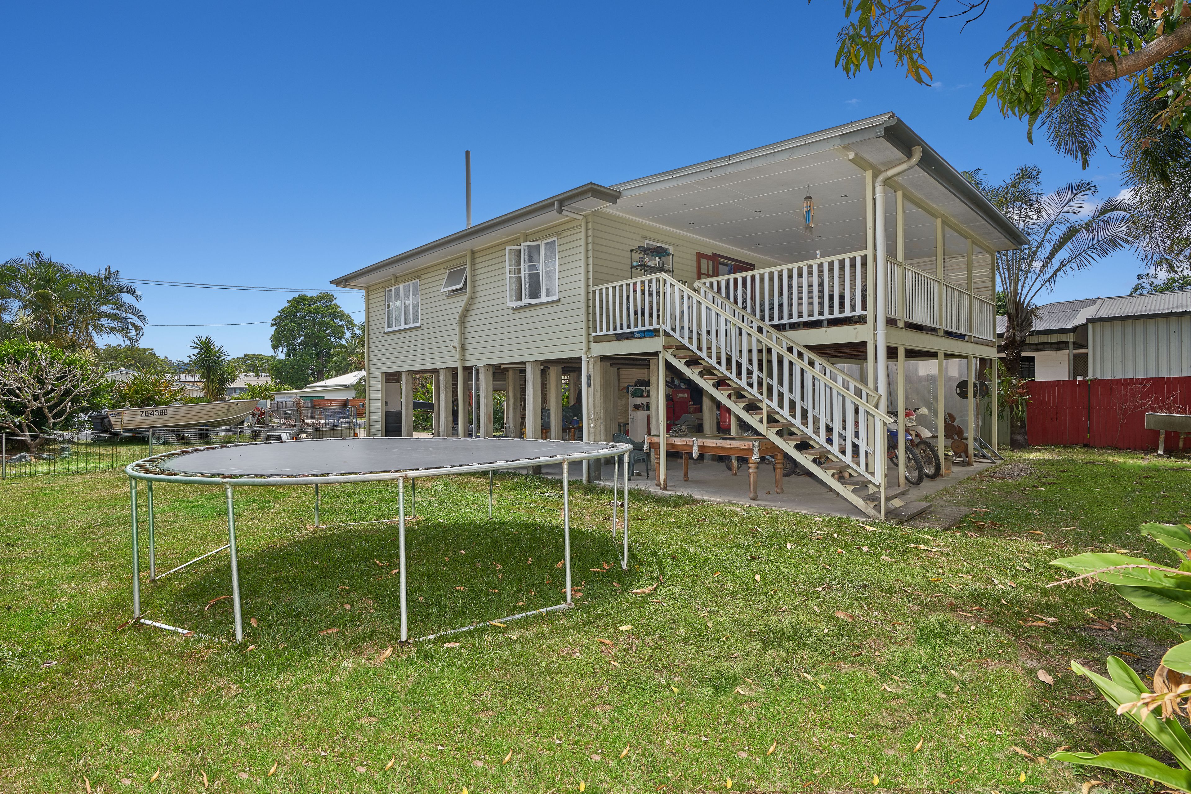 13 Olive Street, Manoora, QLD 4870