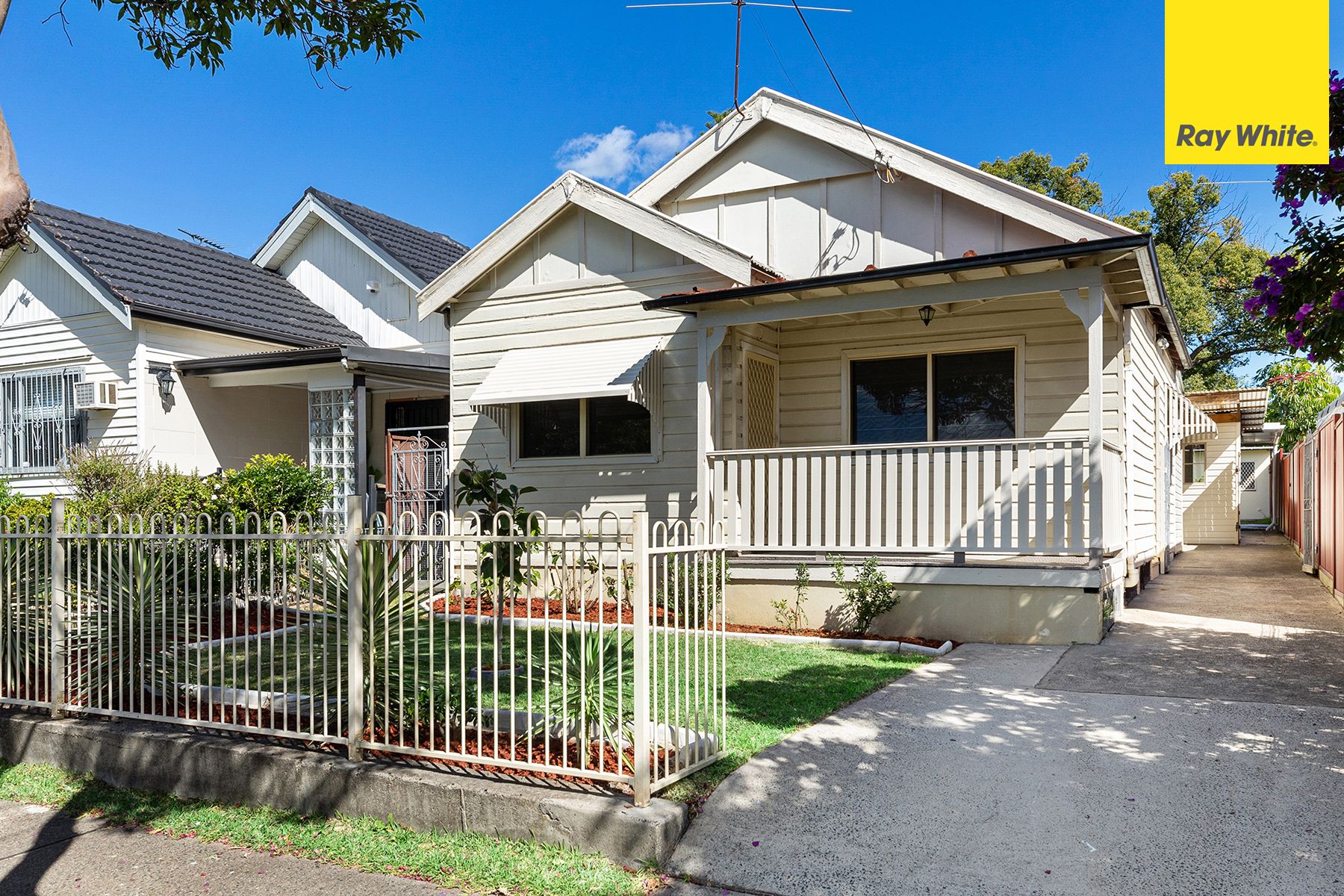 37 Beauchamp Street, Wiley Park NSW 2195