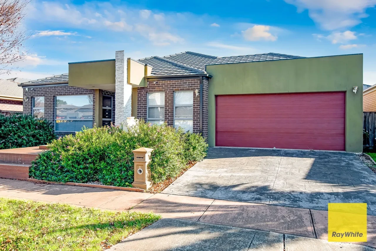 4 Woodswallow Place, Williams Landing, VIC 3027