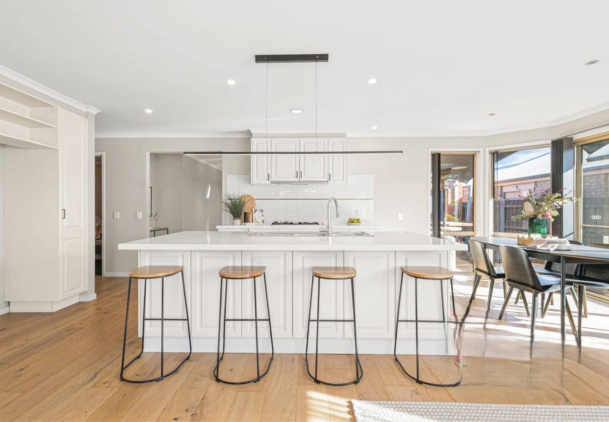 12 Carstairs Close, Grovedale, VIC 3216