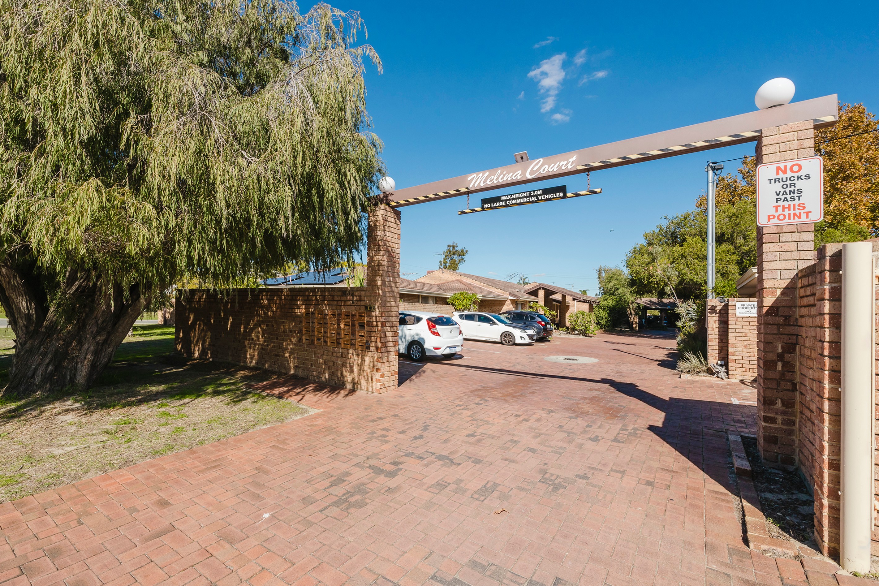 18/1 Waterway Court, Churchlands, WA 6018