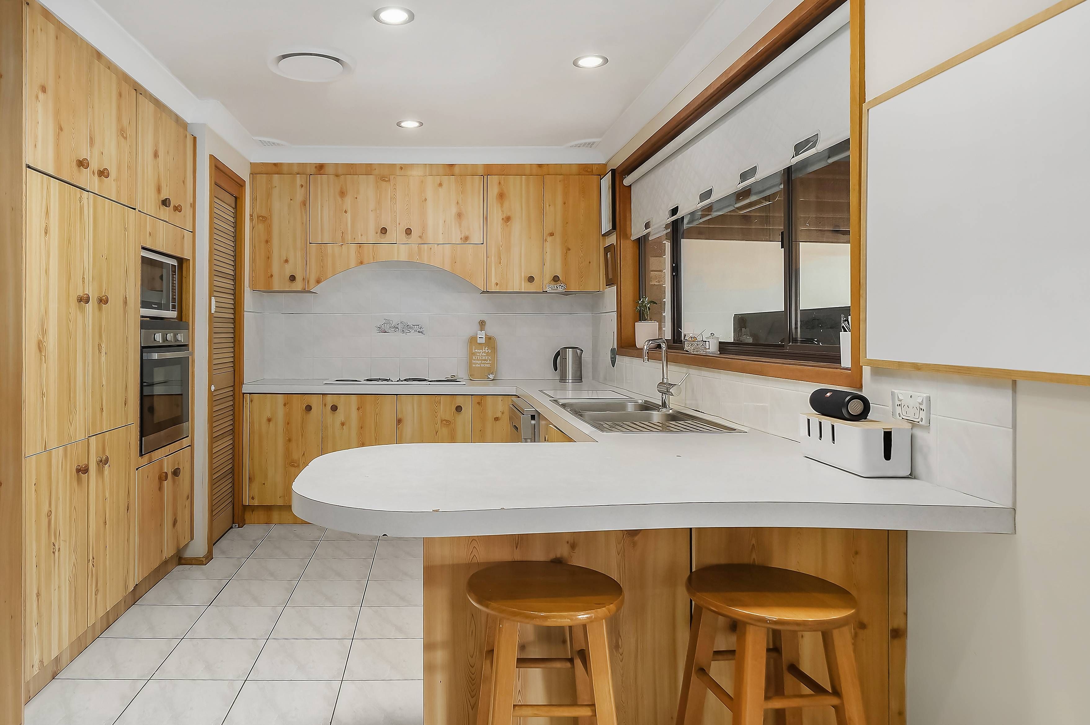 23 Alexander Crescent, Macquarie Fields, NSW 2564