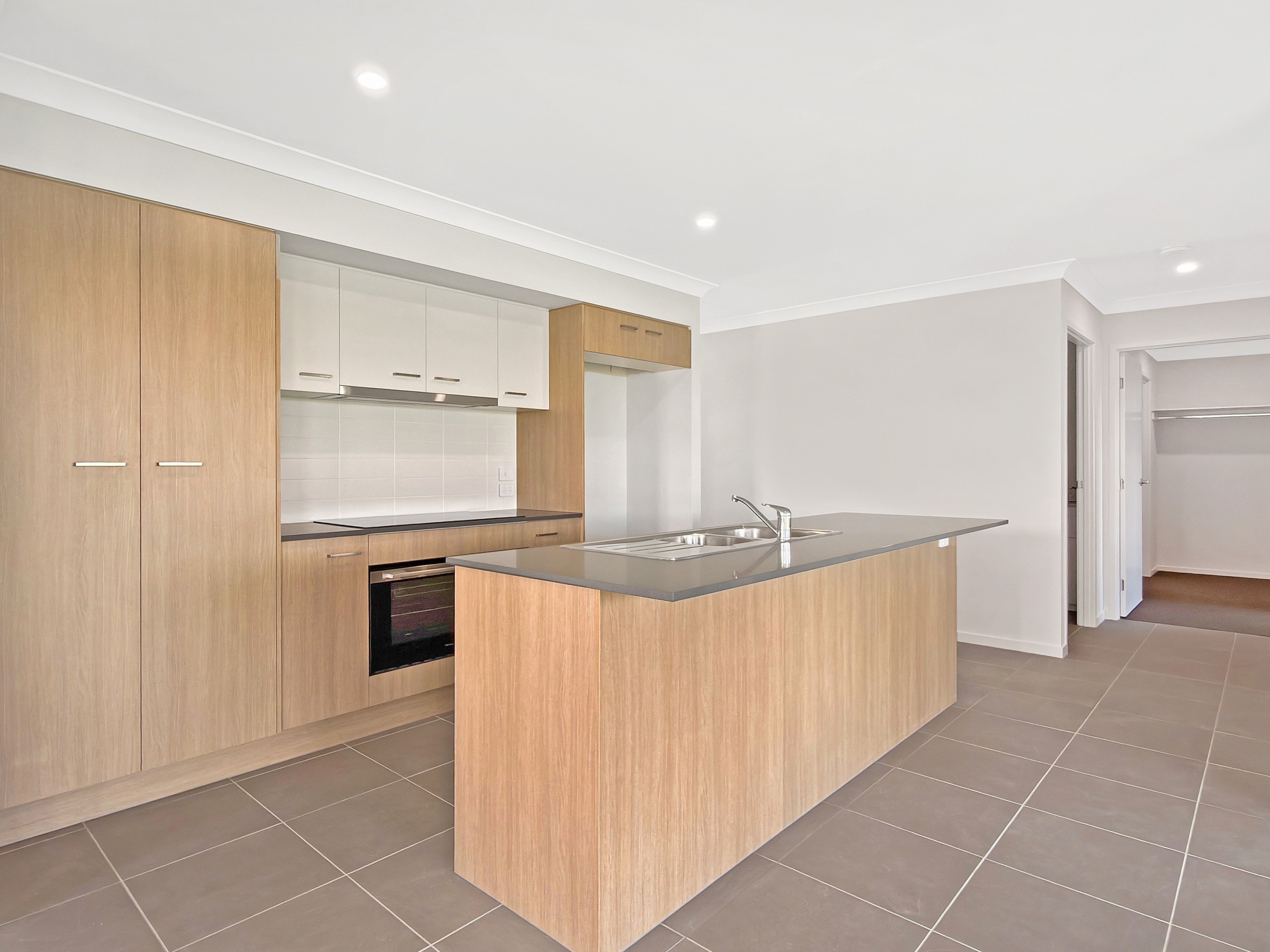 13 Monarch Street, Wondunna, QLD 4655