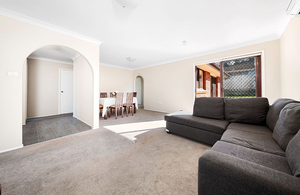 58 Barnes Crescent, Menai, NSW 2234