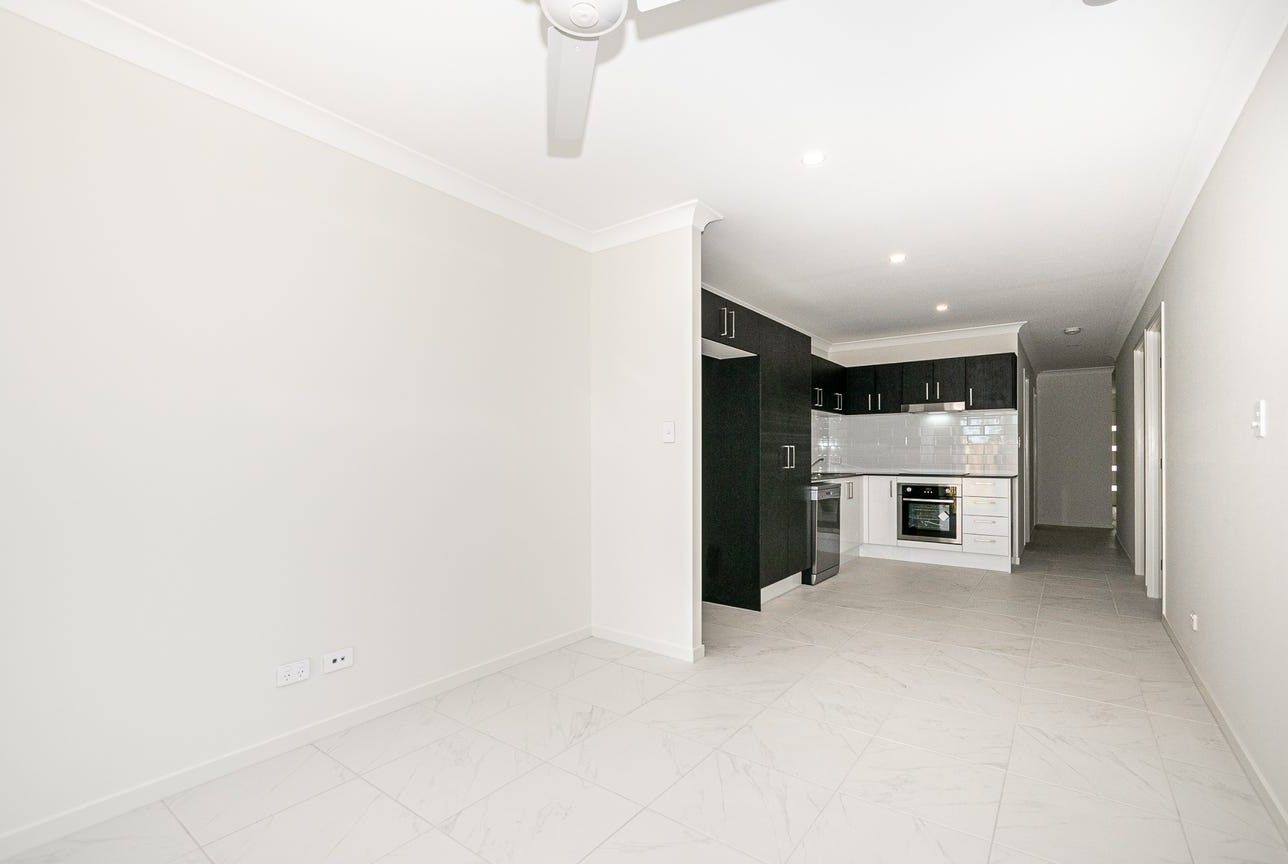 18 Burbury Road — photo 3 of 16