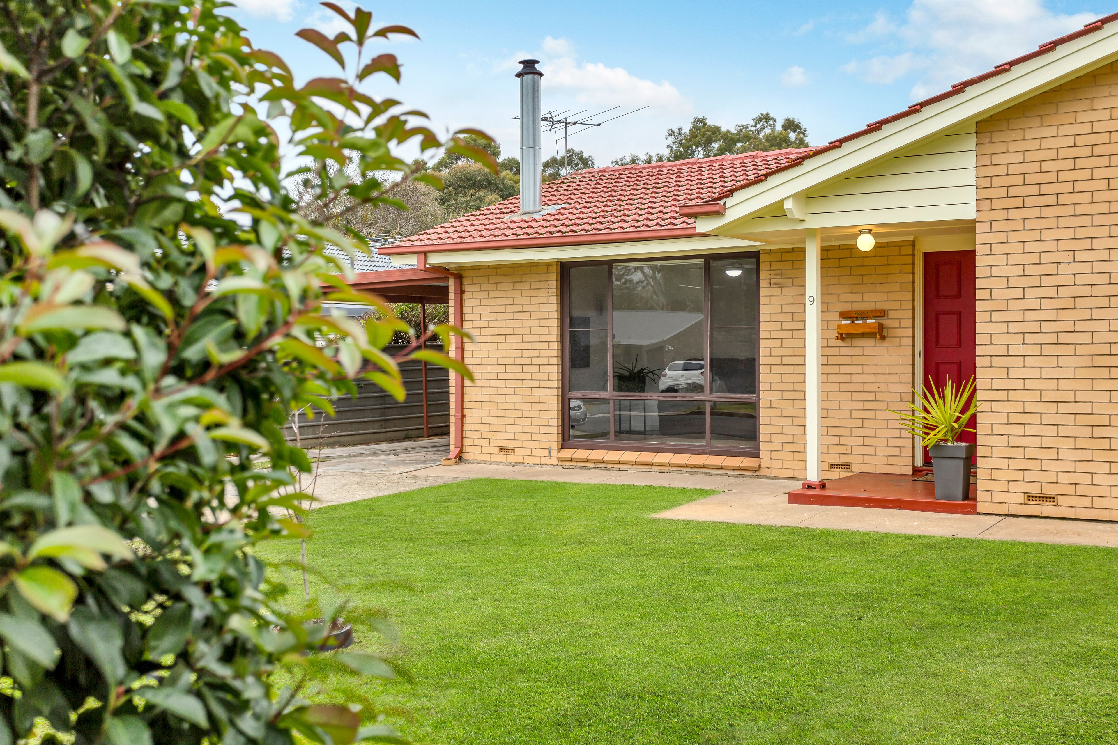 9 Deer Avenue, Mount Barker SA 5251
